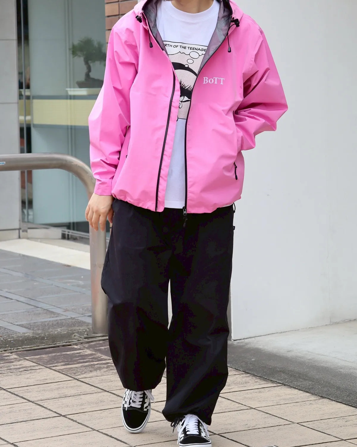 BoTT / Waterproof Shell Jacket