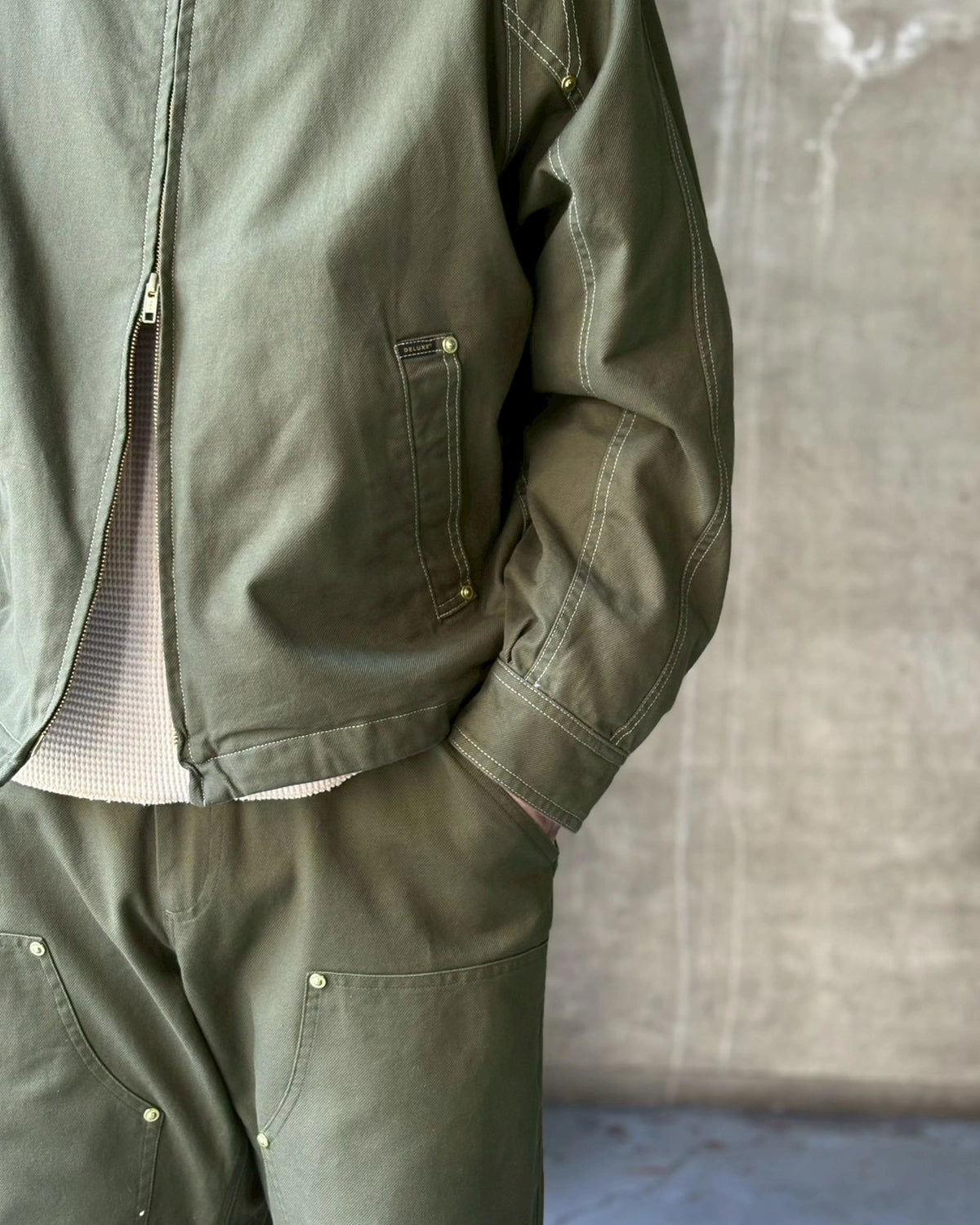 DELUXE / DOUBLE TROUBLE (25AD4260)