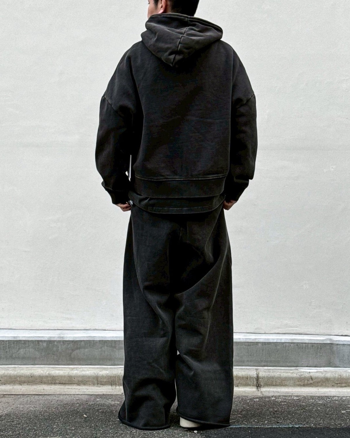 entire studios / Eternal Zip (ESSS26HO03012)