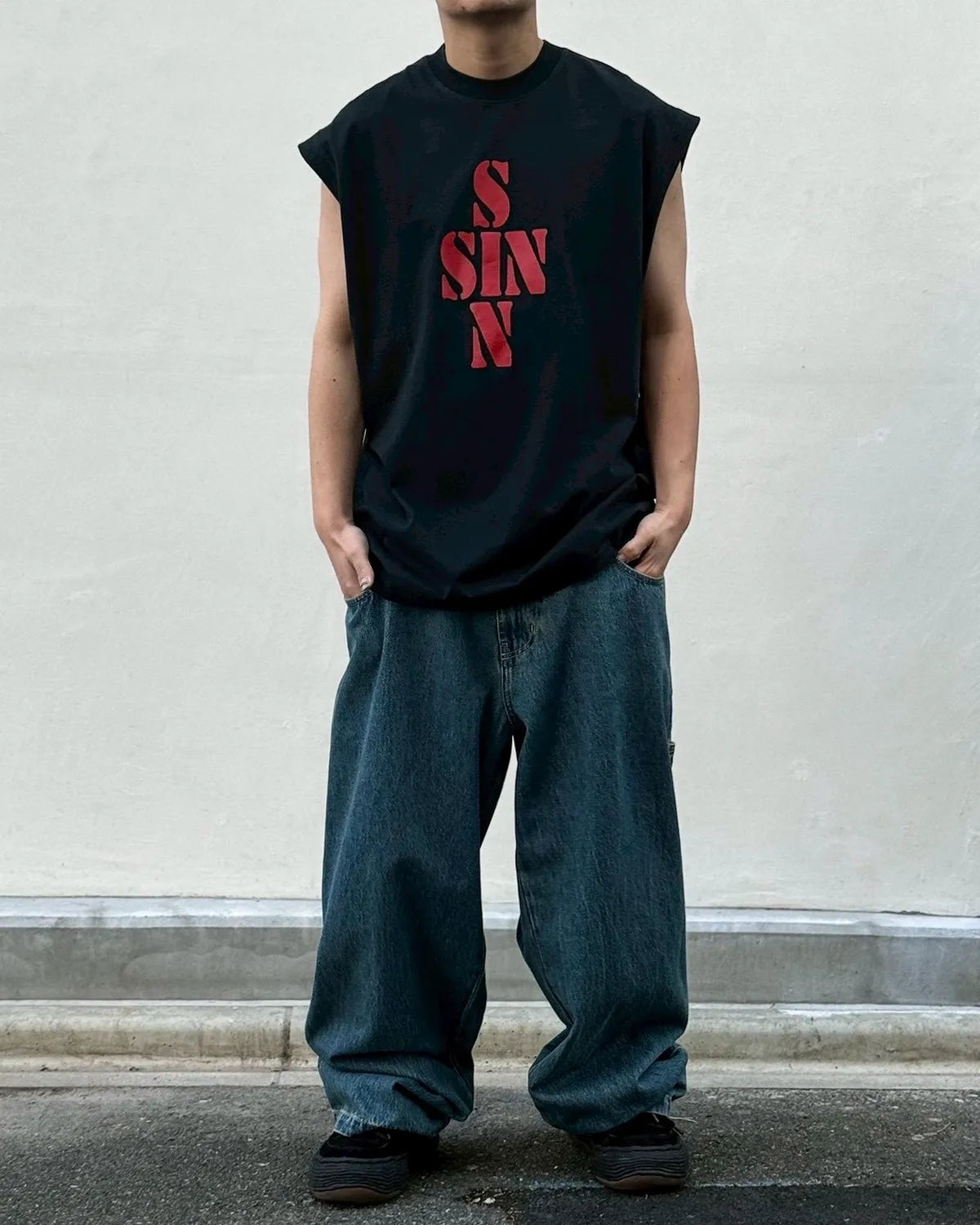 VETEMENTS / SIN SLEEVELESS T-SHIRT (ME76TR197B)