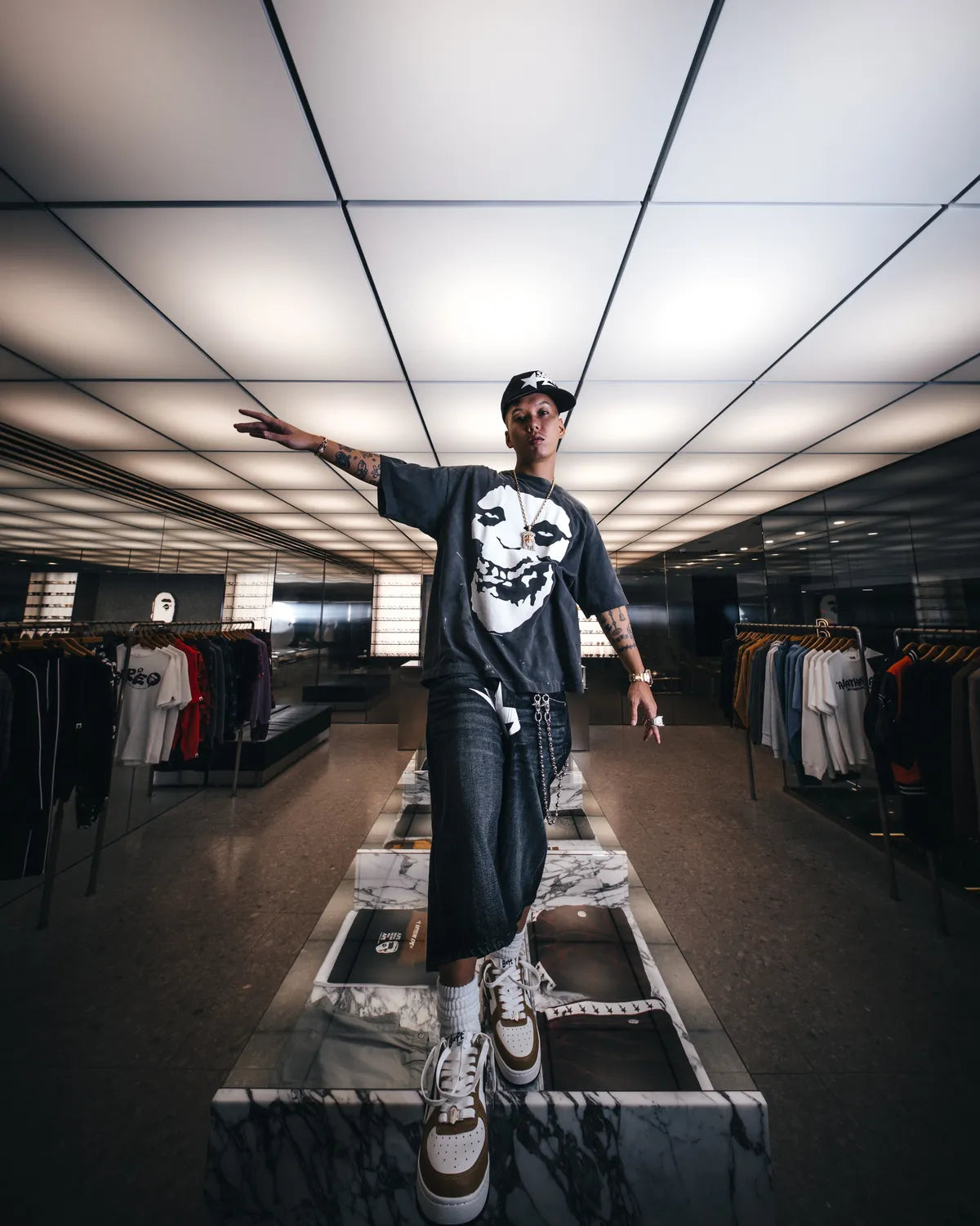 ©︎SAINT Mxxxxxx × A BATHING APE® / BEPA_SS TEE (SM-MK8-0000-C49)