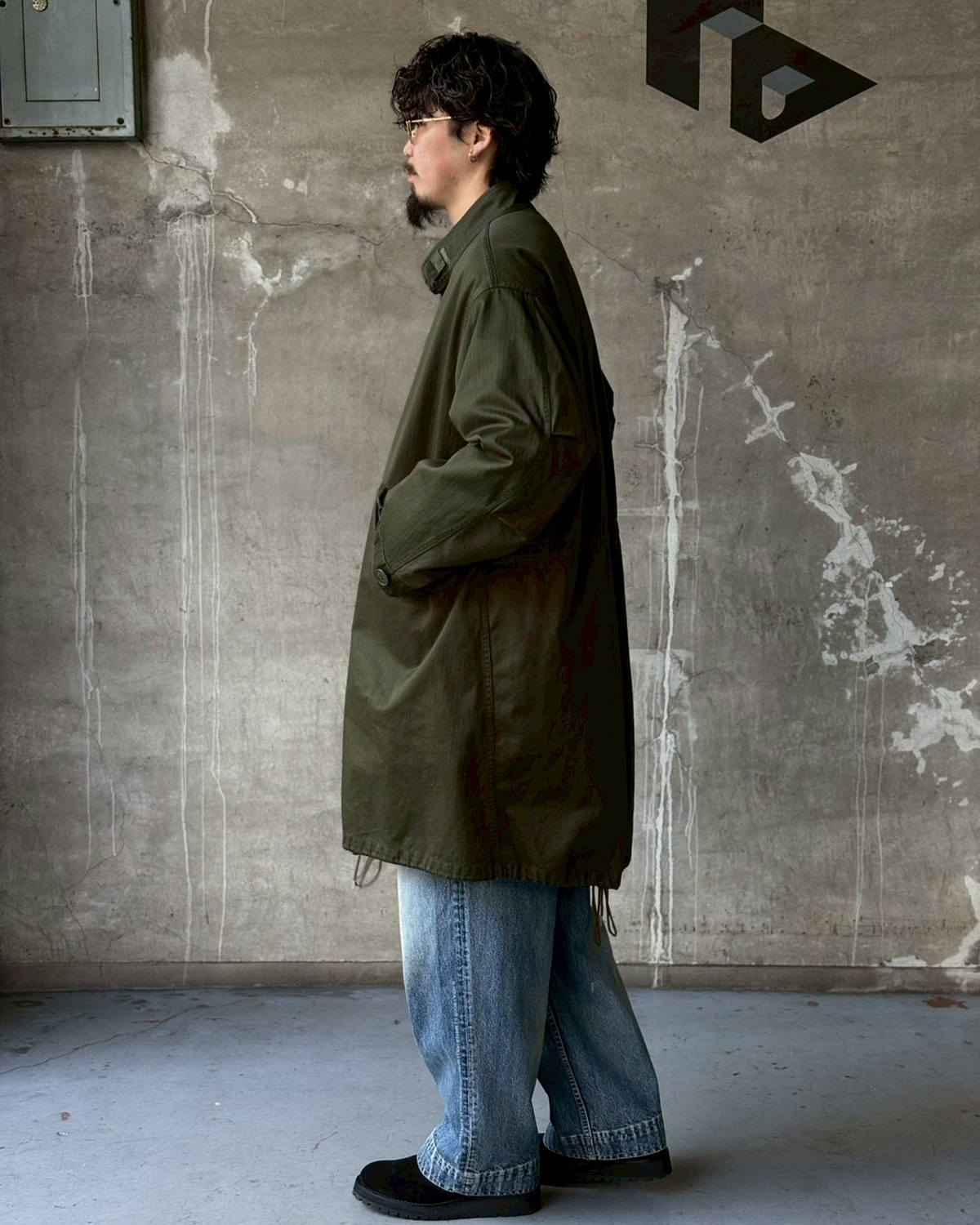 Graphpaper × N.HOOLYWOOD / Suvin Herringbone Fishtail Mods Coat (GM254-10060N)