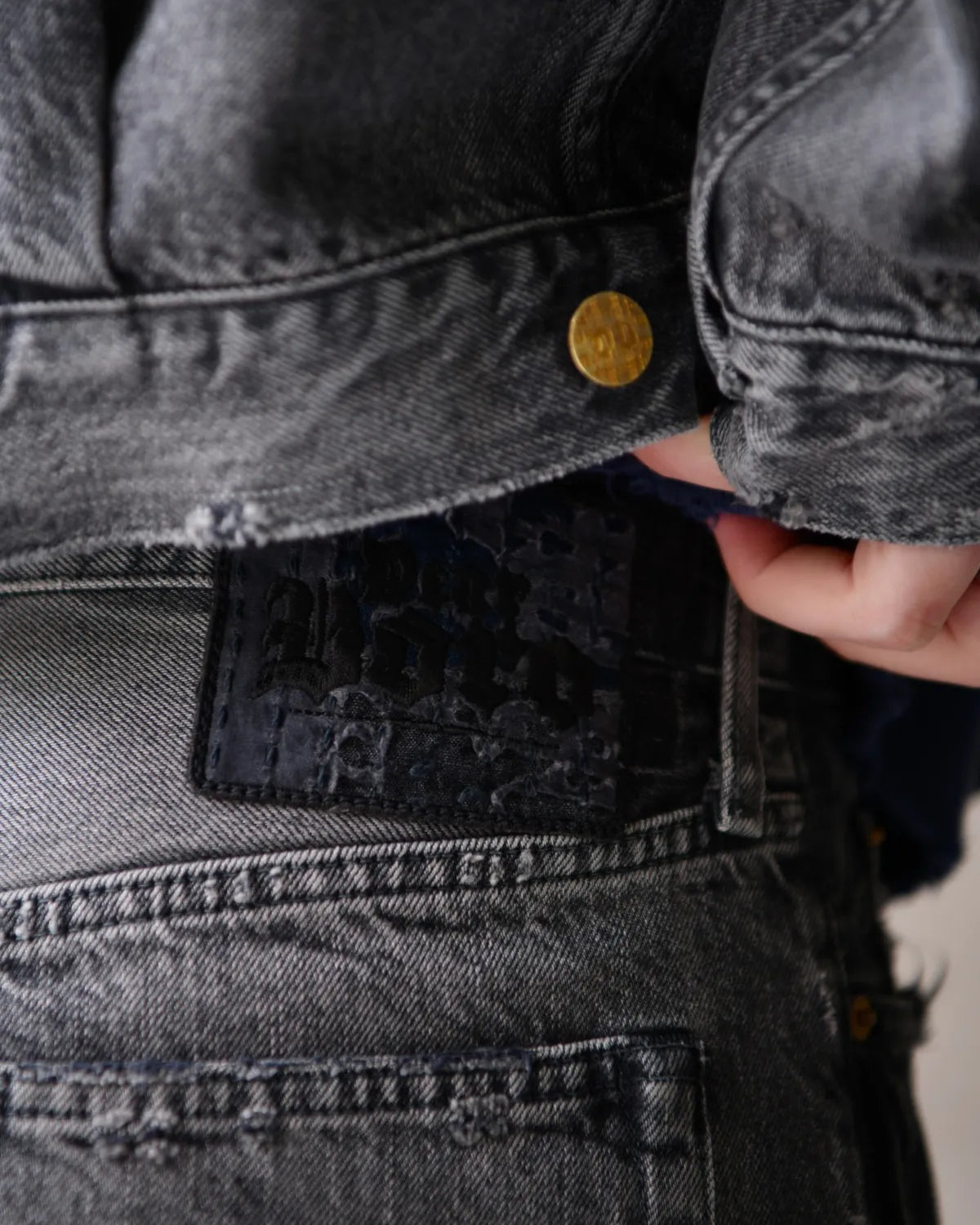 DEAR BORO / 1985 Jean (793-6110004)