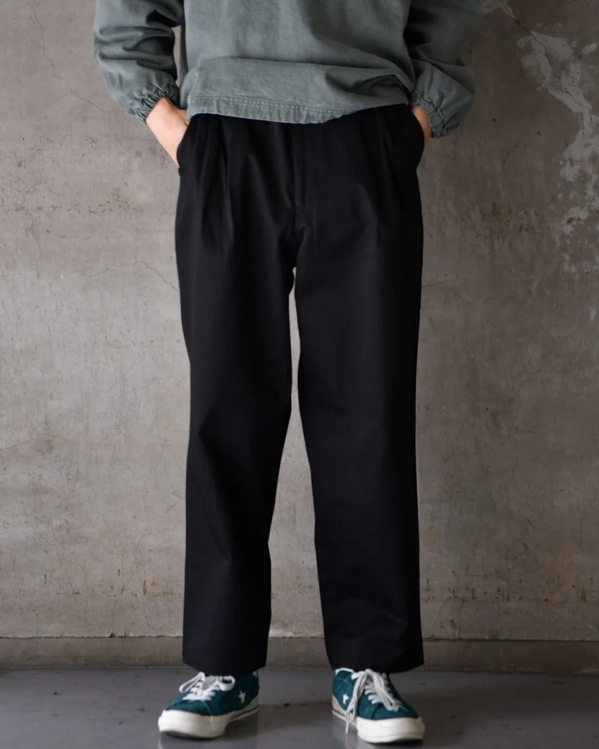 DESCENDANT / DC-3 ORGANIC COTTON TWILL TROUSERS (262TQDS-PTM01)