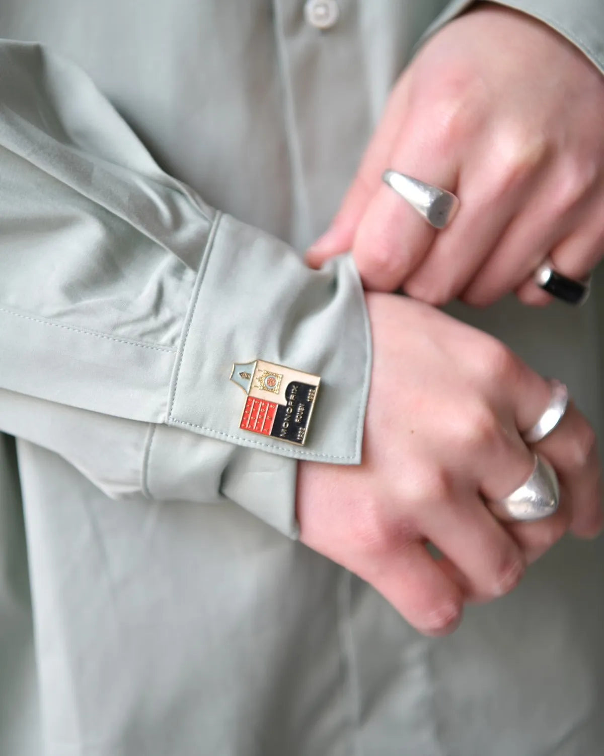 ISSUETHINGS / SHIRT (26a/102-c1-00)