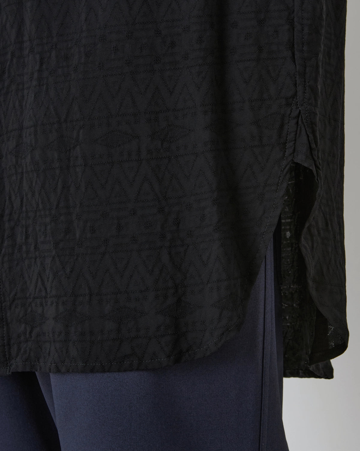 White Mountaineering / JACQUARD WIDE GUSSET SLEEVE LONG SHIRT (WM2571102)