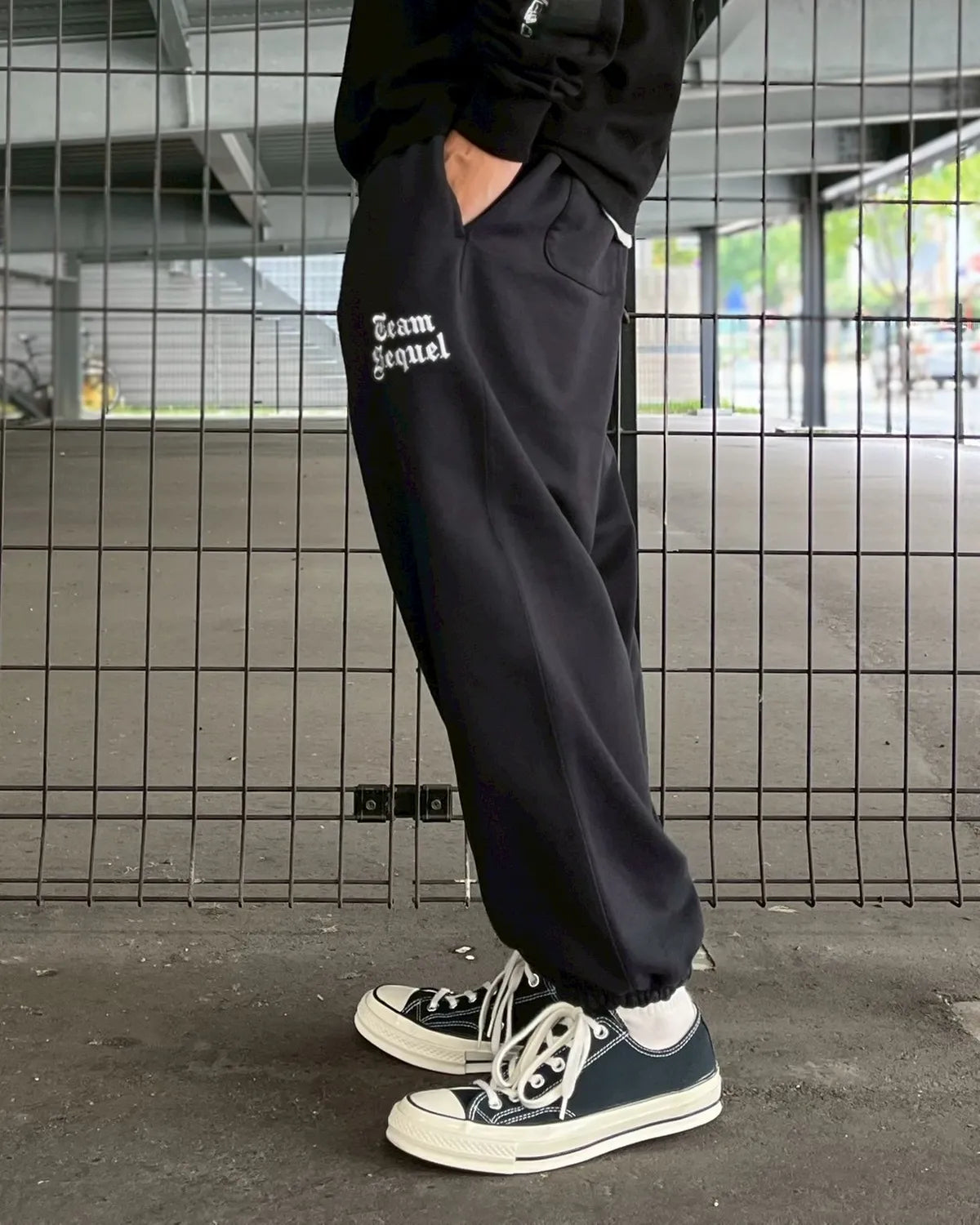 SEQUEL / SWEAT PANTS (SQ-25SS-PT-12)