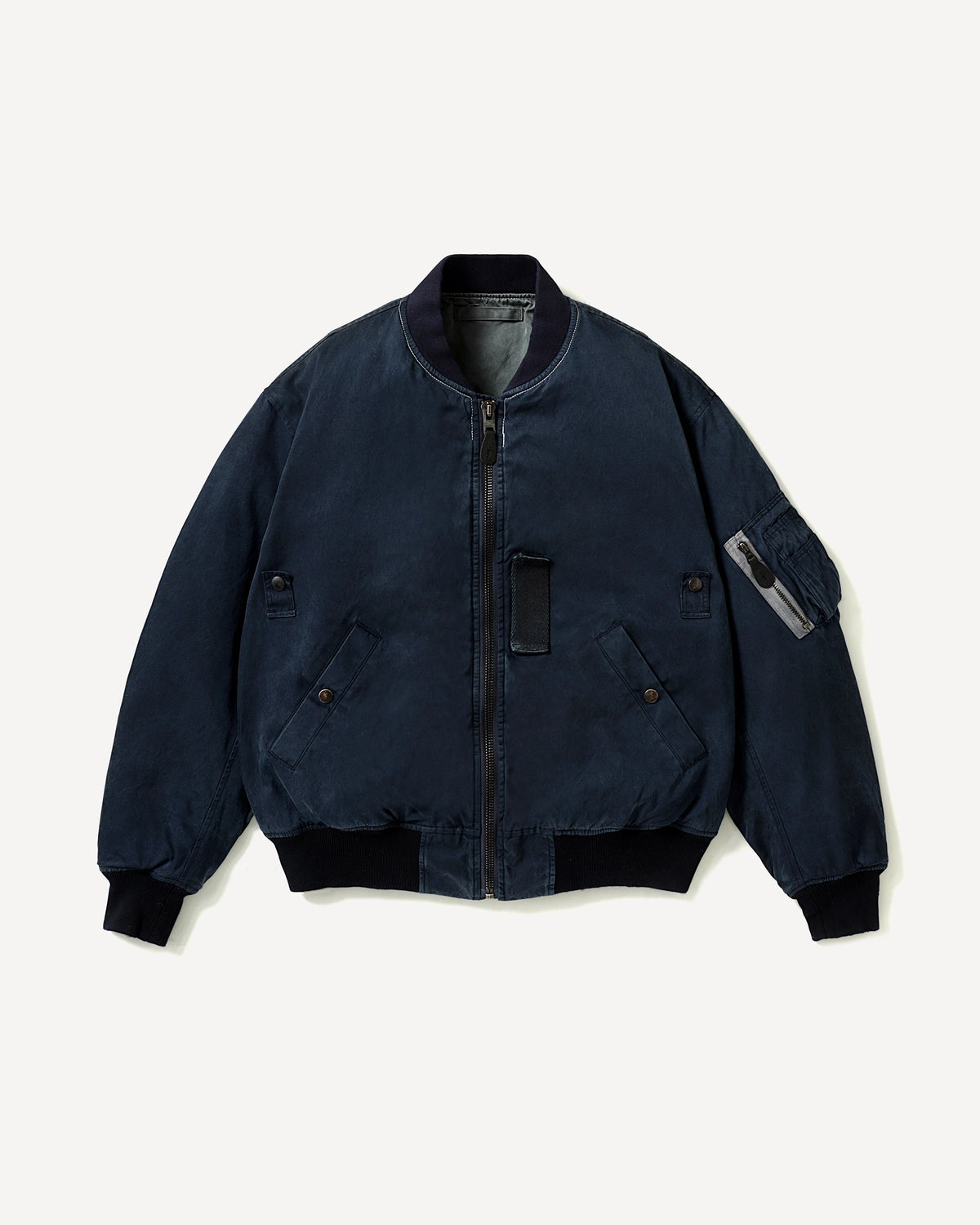 A.PRESSE の Vintage Silk B-15C Flight Jacket (26AAP-01-34)