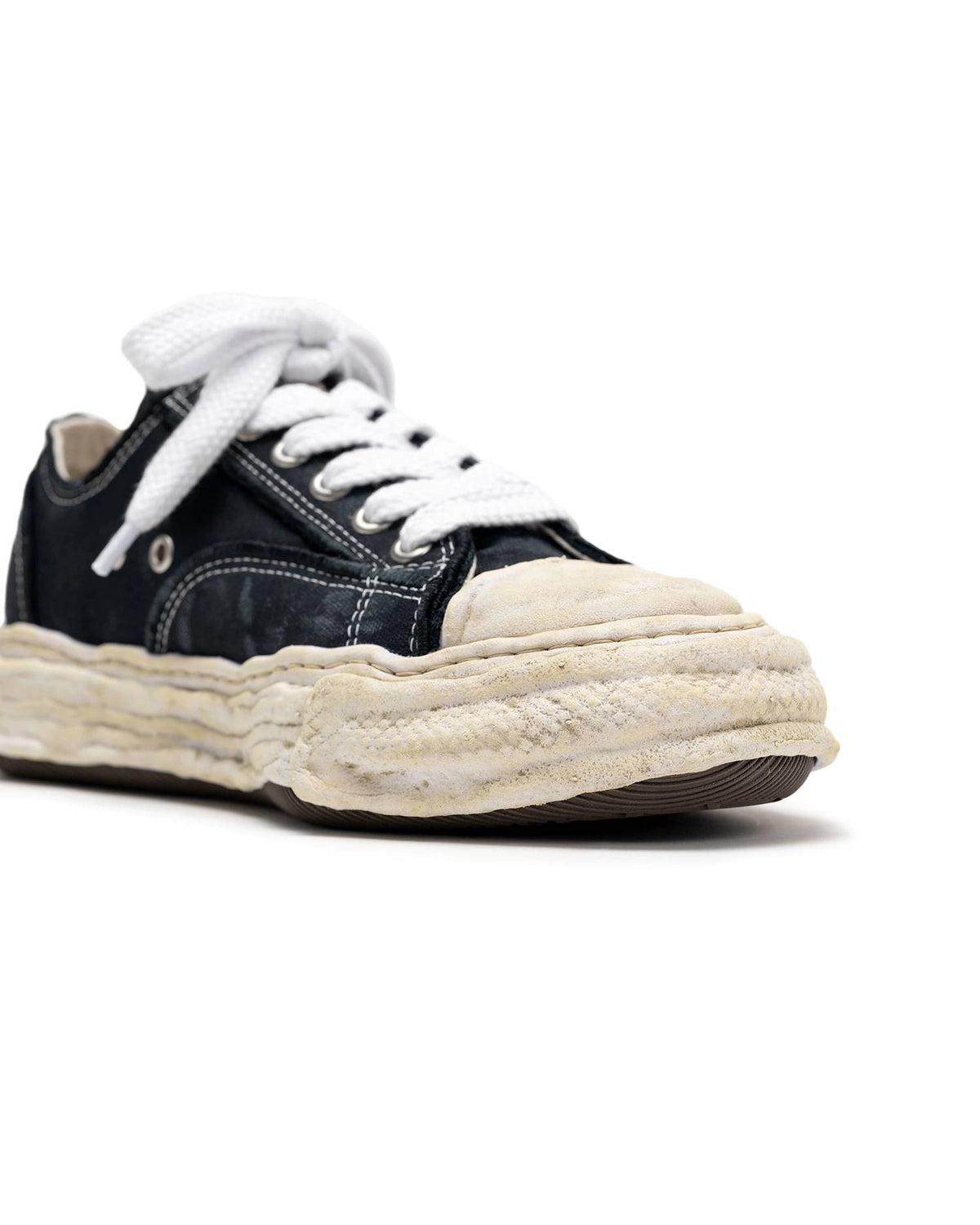 Maison MIHARA YASUHIRO / "PETERSON23" OG Sole Vintage Effect Embroidered Canvas Low-top Sneaker (A15FW722)