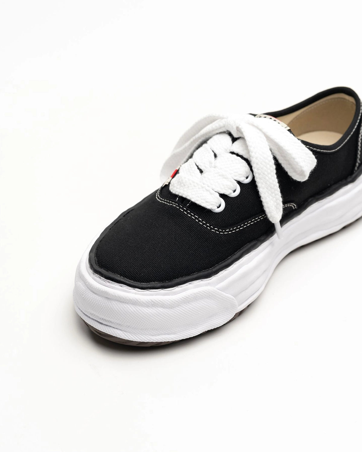 Maison MIHARA YASUHIRO / "BAKER 26" OG Sole Canvas Low-top Sneaker (A16FW704)