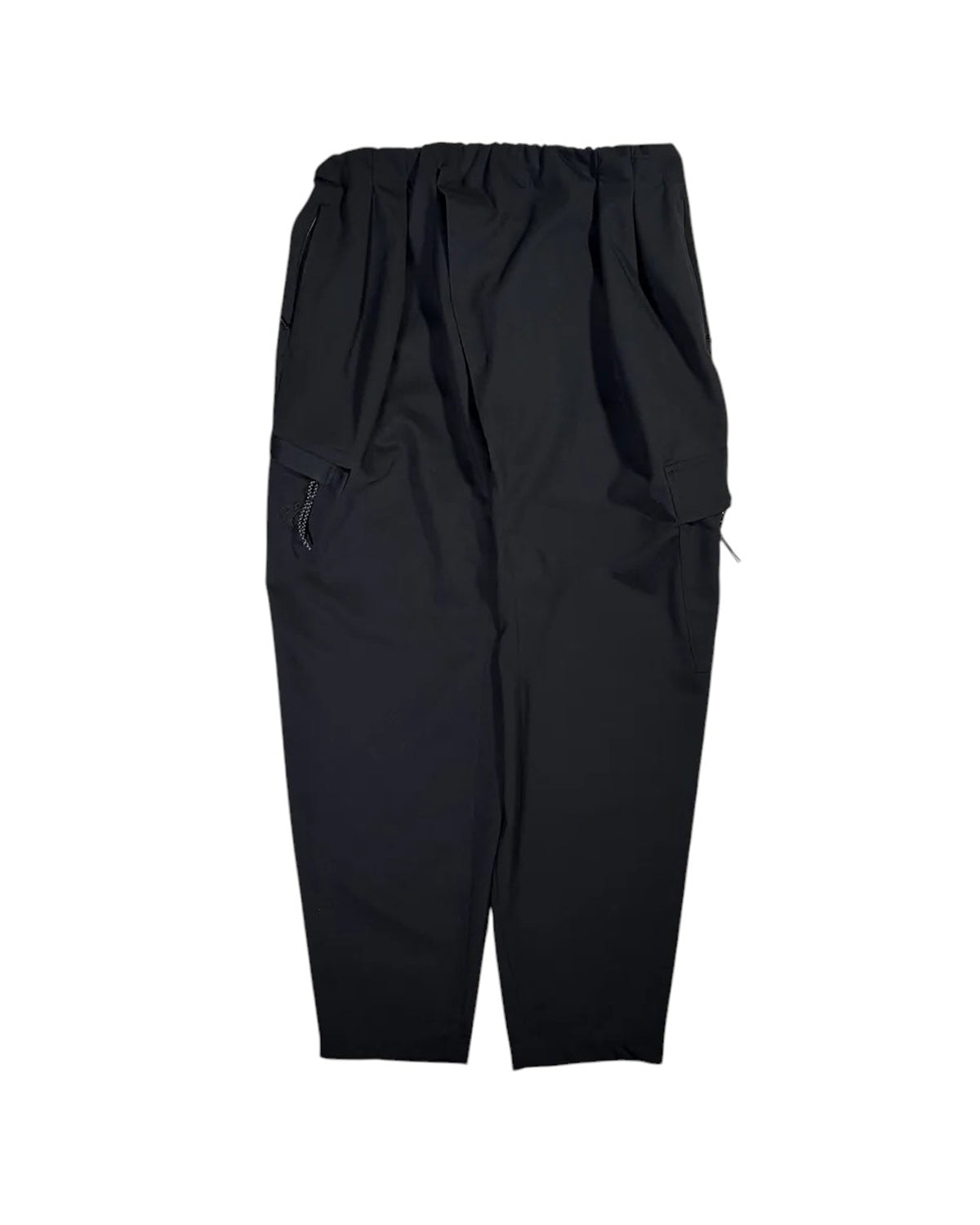 ALMOSTBLACK の WVN WATER-REPELLENT TWO TUCK (GAB-P-4-1)
