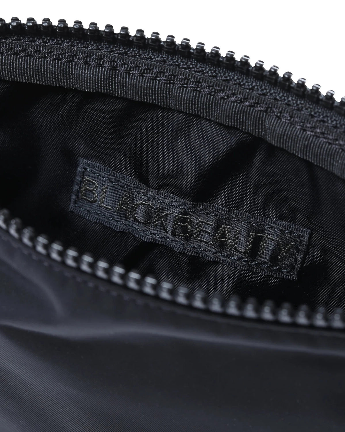 RAMIDUS / “BLACK BEAUTY” RAMIDUS POUCH (B011045)