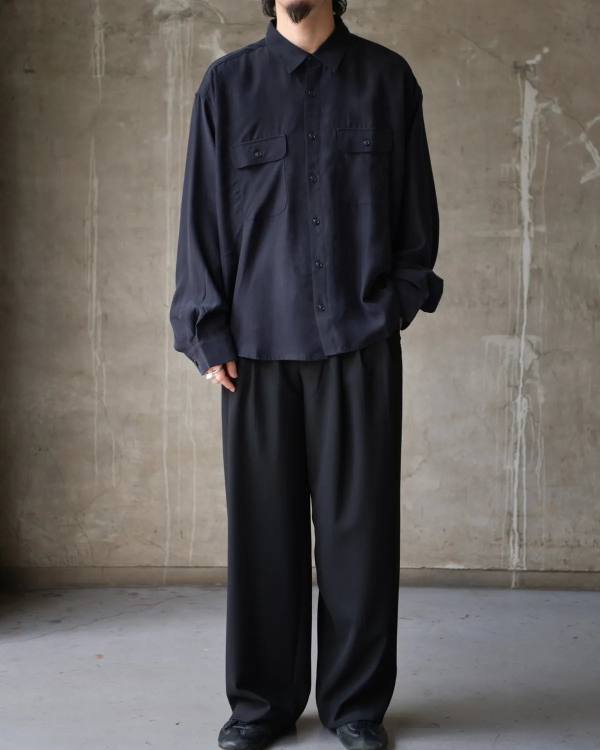 ISSUETHINGS / SHIRT (26a/105-c-00)