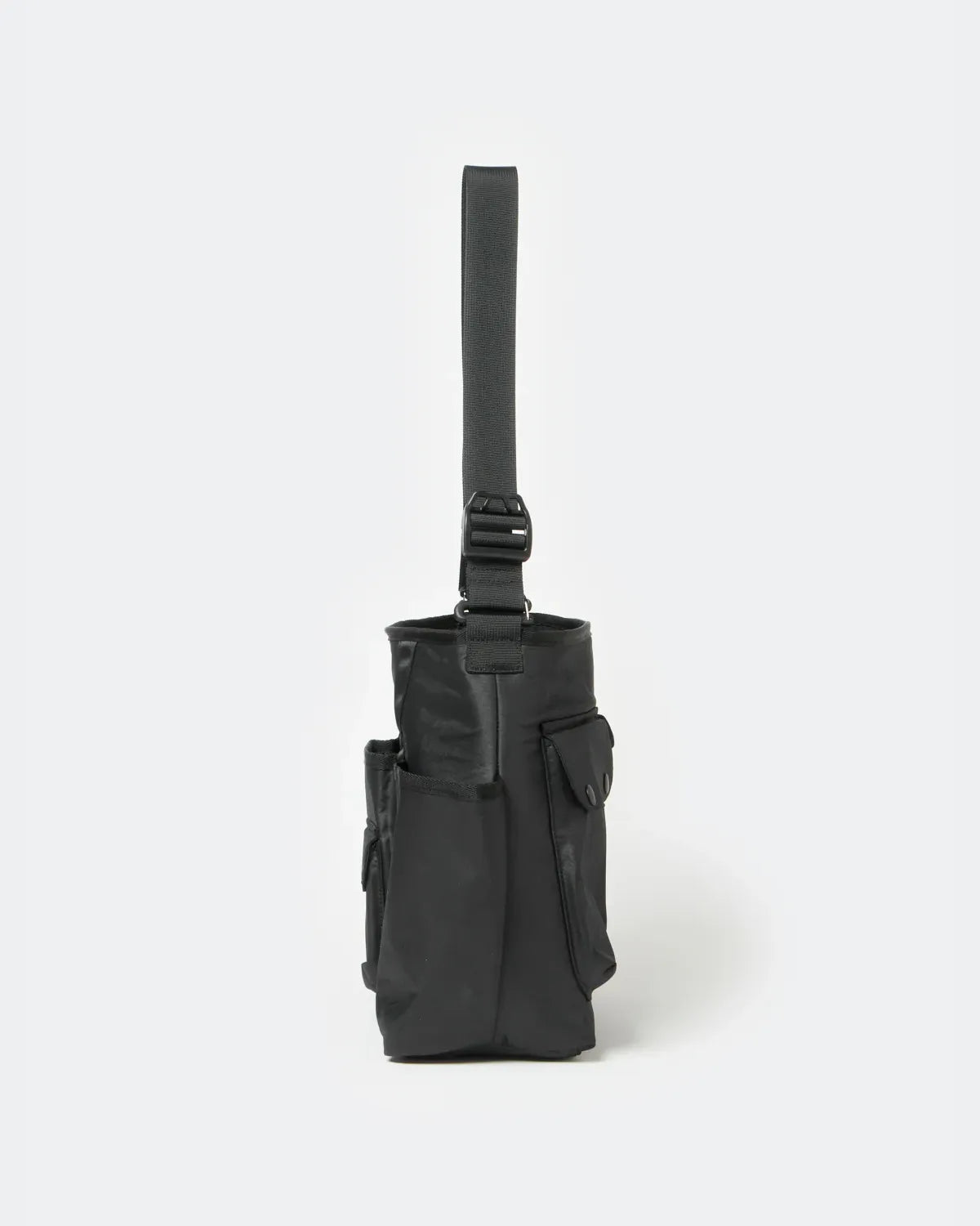 DAIWA PIER39 / TECH REVERSIBLE ONE SHOULDER BAG (BB-33025W)