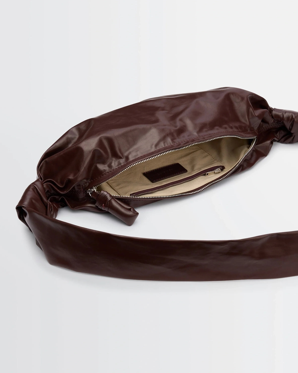 LEMAIRE / SMALL SOFT CROISSANT (BG0092 LL0028)