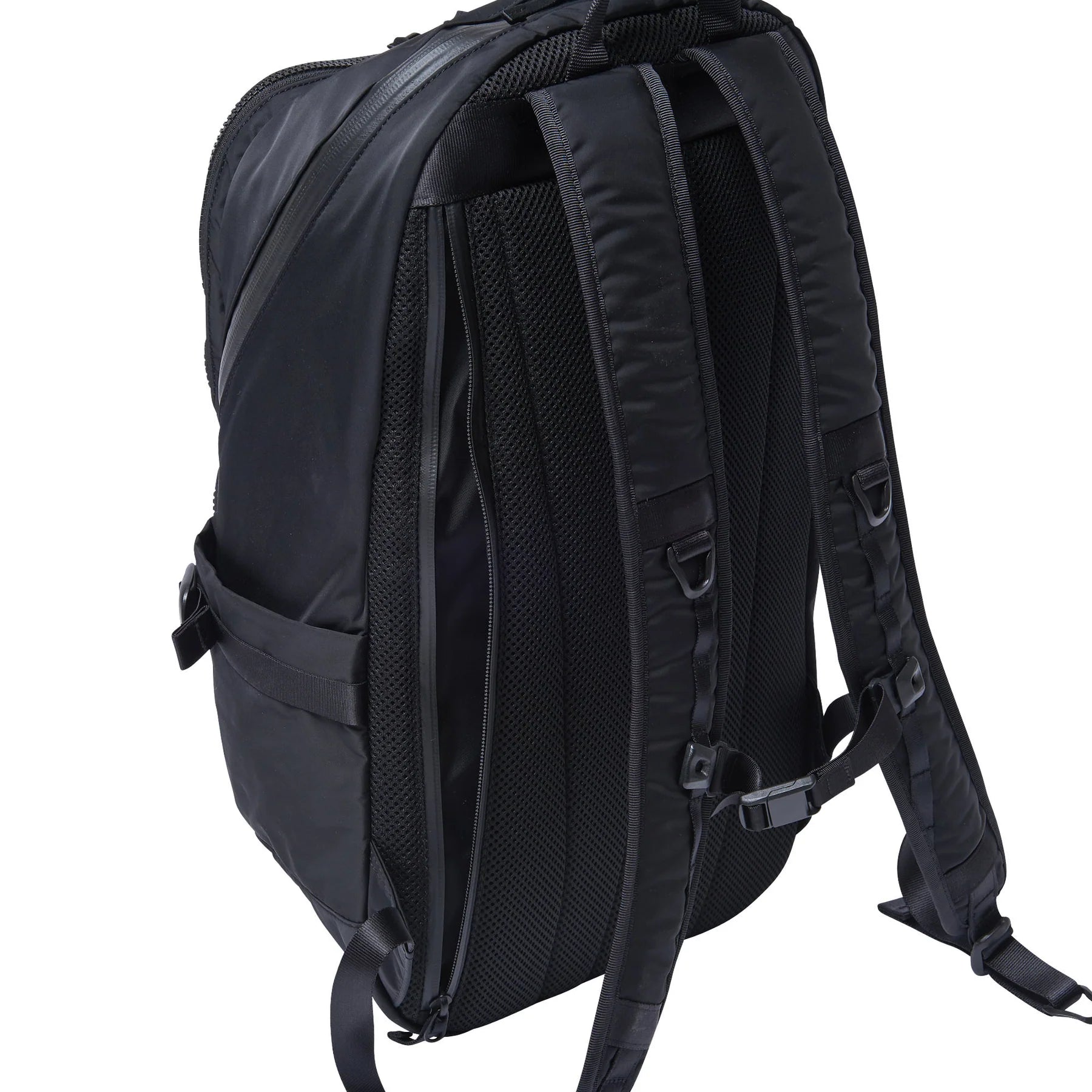 RAMIDUS / “BLACK BEAUTY by fragment” BACKPACK (M)