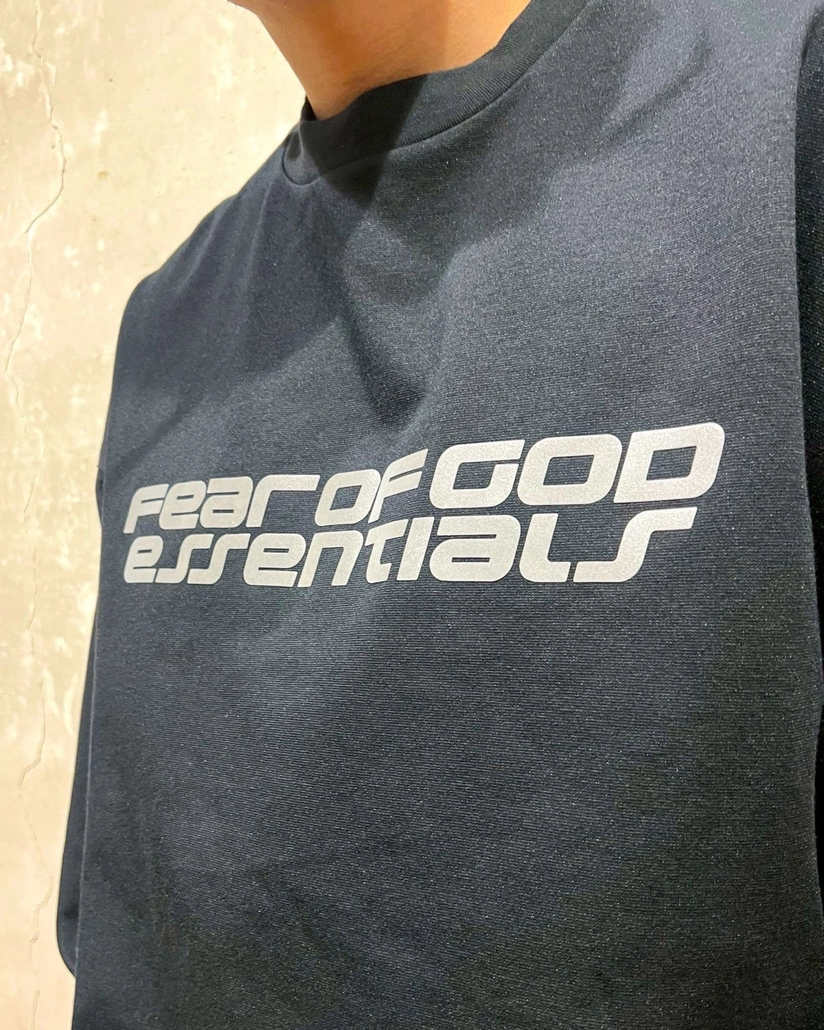 ESSENTIALS / Ponte 90s Long Sleeve Tee (125HO254541F)