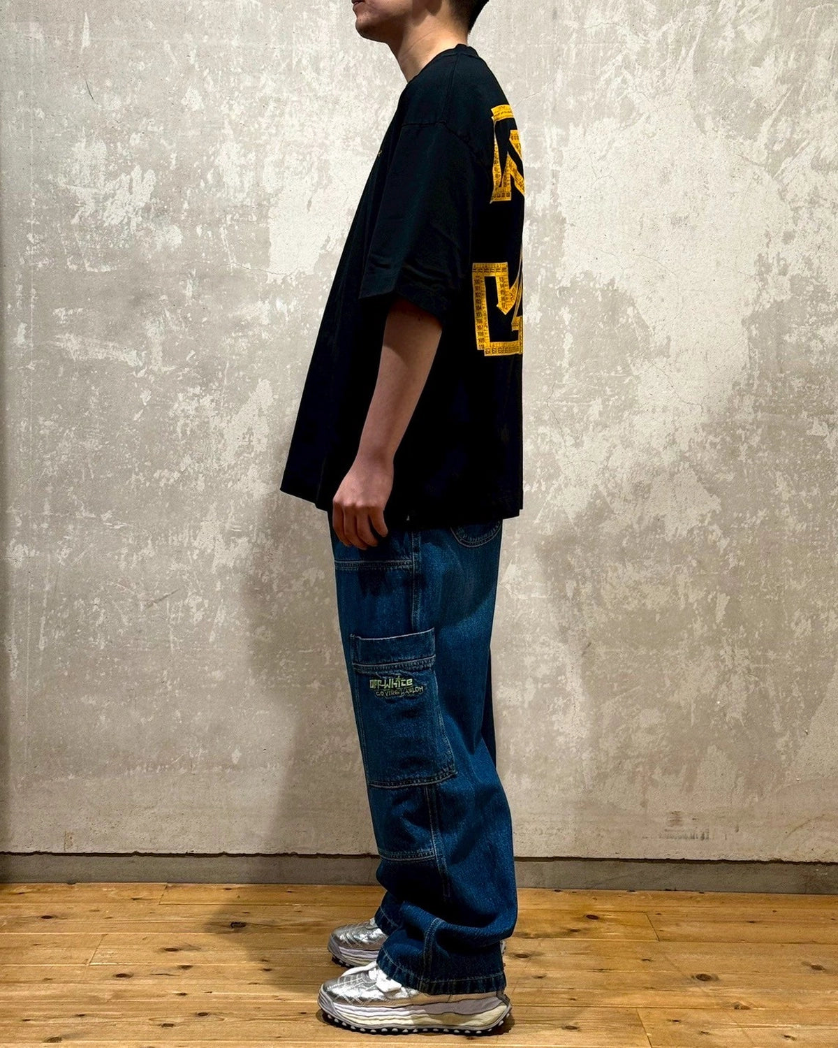 Off-White™ / TAPE ARROW SKATE S/S TEE (OMAS25-RTW0058)