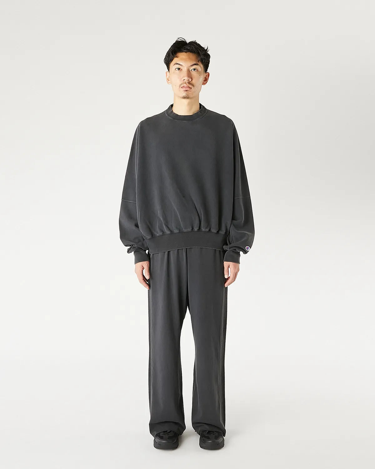 N.HOOLYWOOD × Champion / REVERSIBLE CREW NECK SWEATSHIRT (C8-D019)