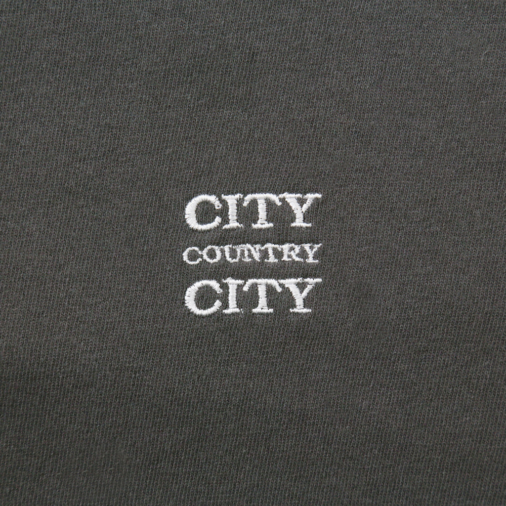 CITY COUNTRY CITY / EMBROIDERED LOGO COTTON L/S TーSHIRT