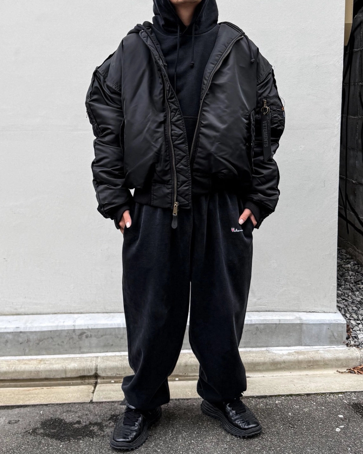 VETEMENTS / RECONSTRUCTED BOMBER JACKET (MH27JA018B)