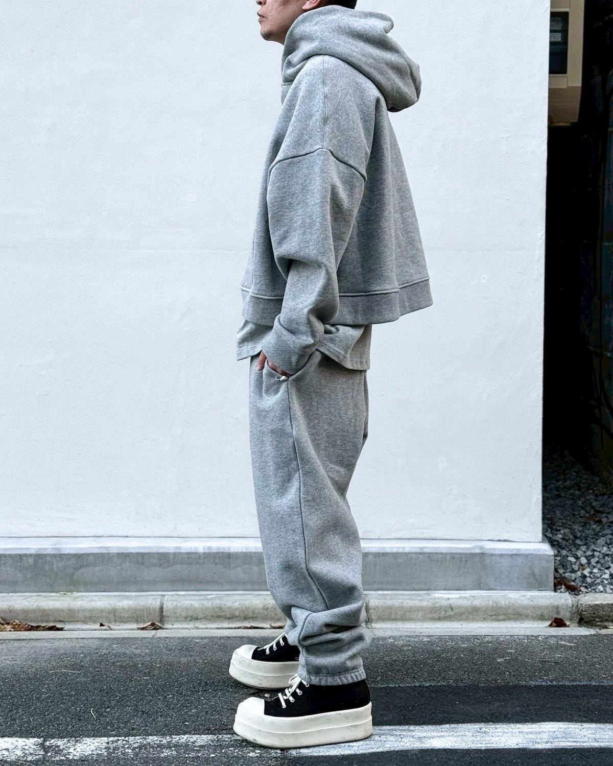 entire studios / Heavy Hood (ESSS26HO04012)