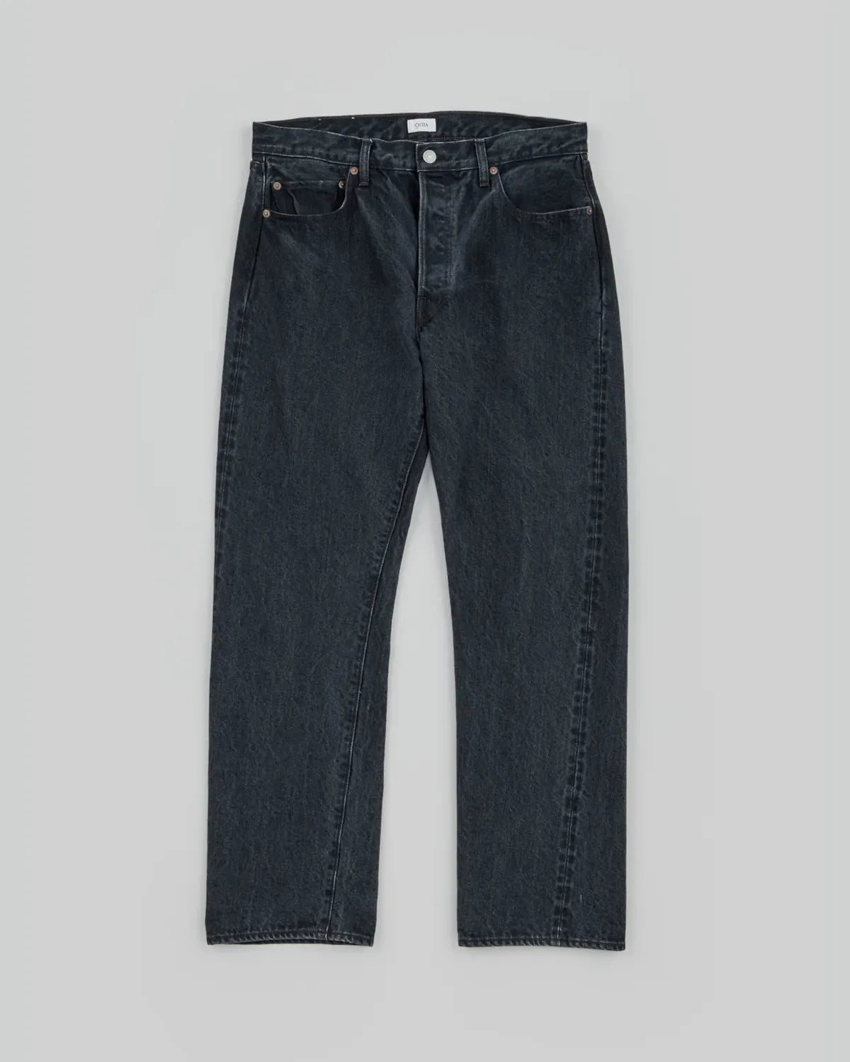 CIOTA の ブラックスビン13.5ozストレートデニム MBK (PTLN-21STB)