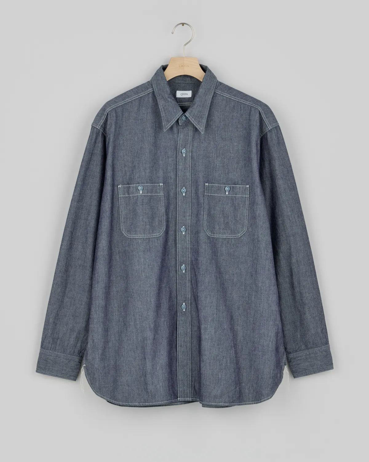 CIOTA の USシャンブレーシャツ (SHLM-124)