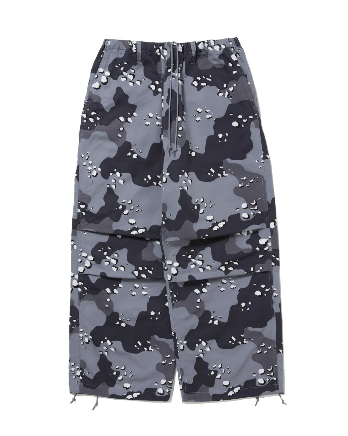 COOTIE PRODUCTIONS® の Camouflage Utility Wide Easy Pants (CTE-25A119)