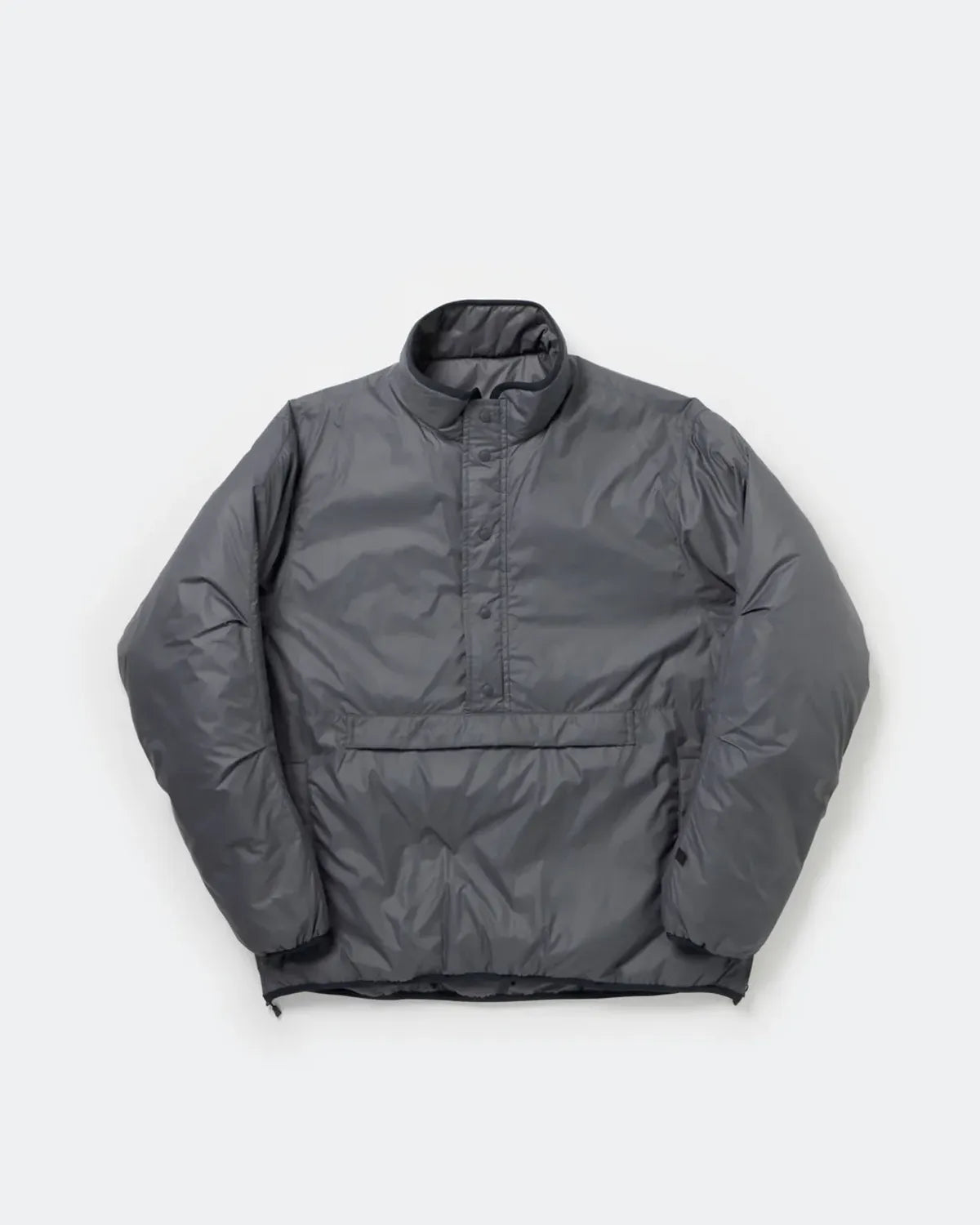 DAIWA PIER39 の TECH REVERSIBLE PULLOVER PUFF JACKET (BW-62025W)
