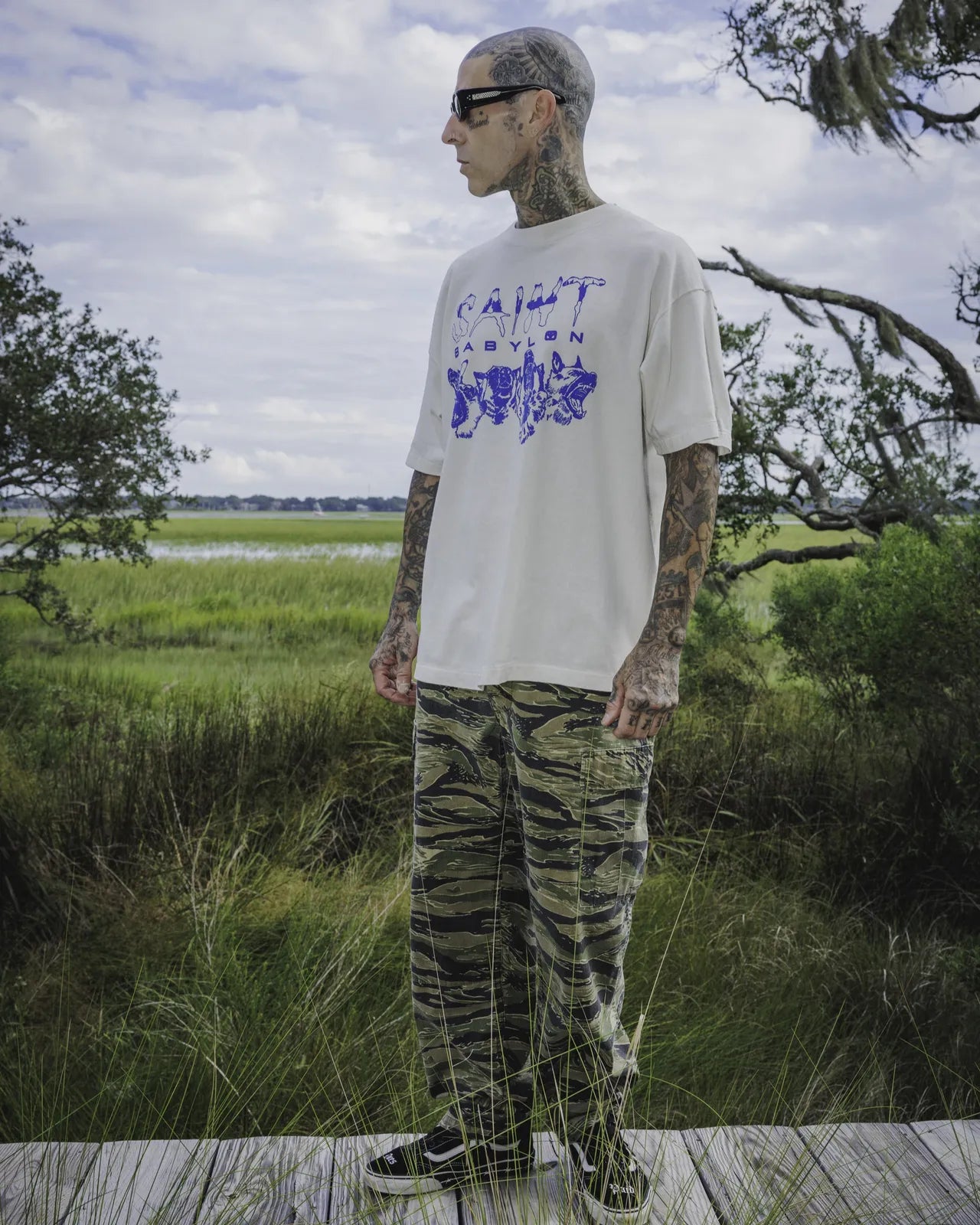 ©︎SAINT Mxxxxxx × BABYLON / BBLN_SS TEE_SAINT BABYLON (SM-HR1-0000-C48)