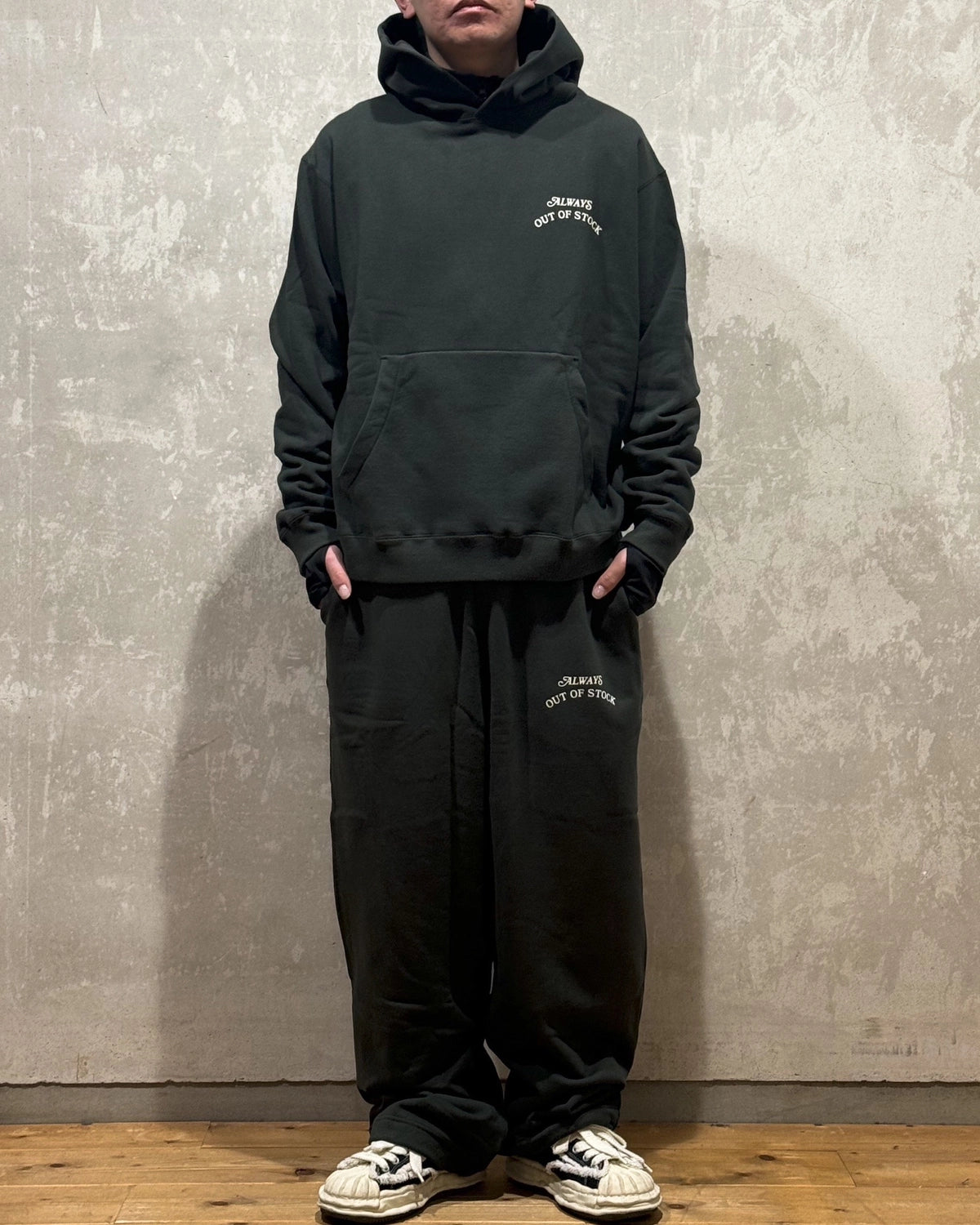 ALWAYS OUT OF STOCK / BASIC LOGO HOODIE (HA-325203213)