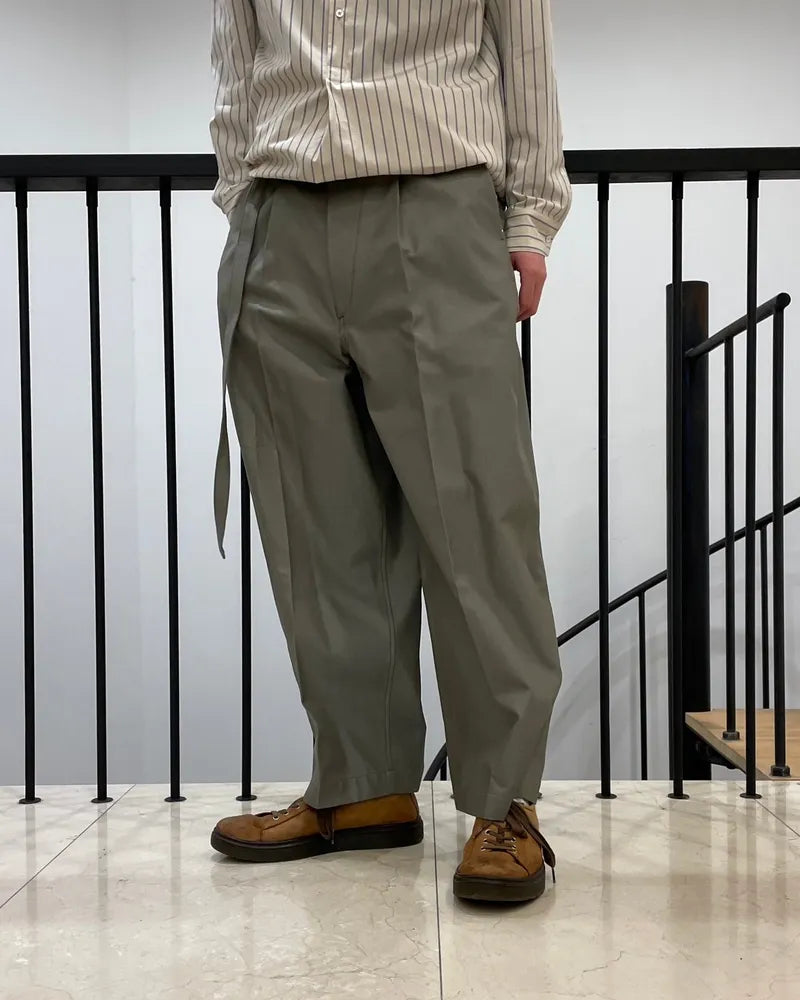 blurhms / Drill Chambray Belted Trousers