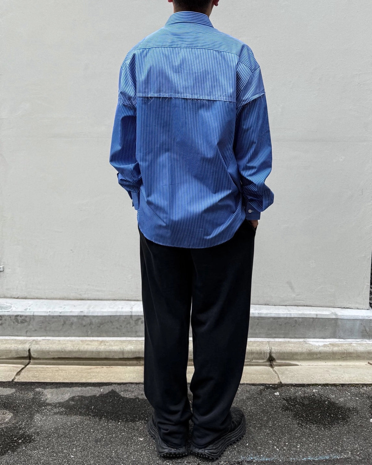 VETEMENTS / MERGED CUT SHIRT (MH27SH058BS)