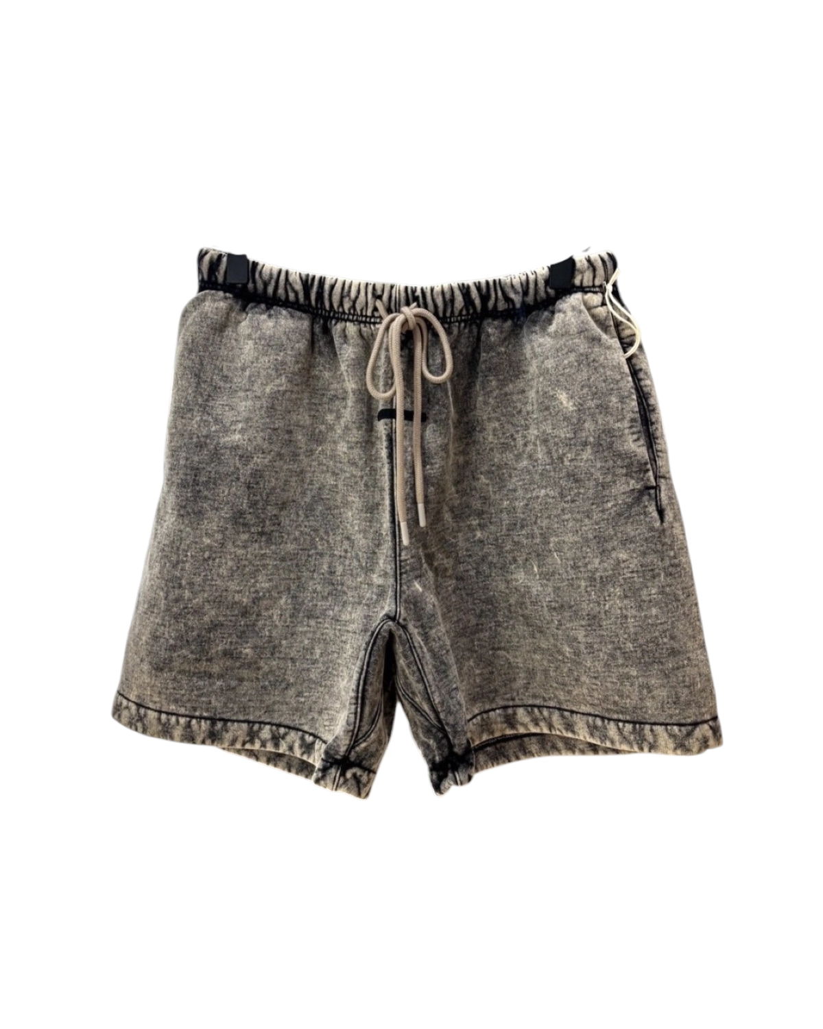 ESSENTIALS の CLASSIC SHORT (RW01622-0315)
