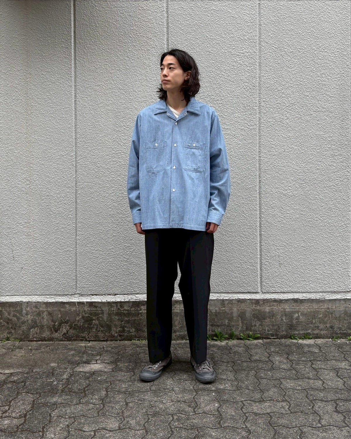 Unlikely / Unlikely Open Collar Work Chambray with Flower (U25S-11-0002)