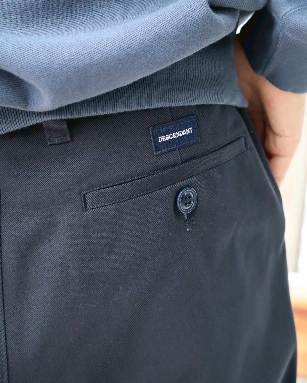 DESCENDANT / DC-6 ORGANIC COTTON TWILL TROUSERS (252WVDS-PTM01)