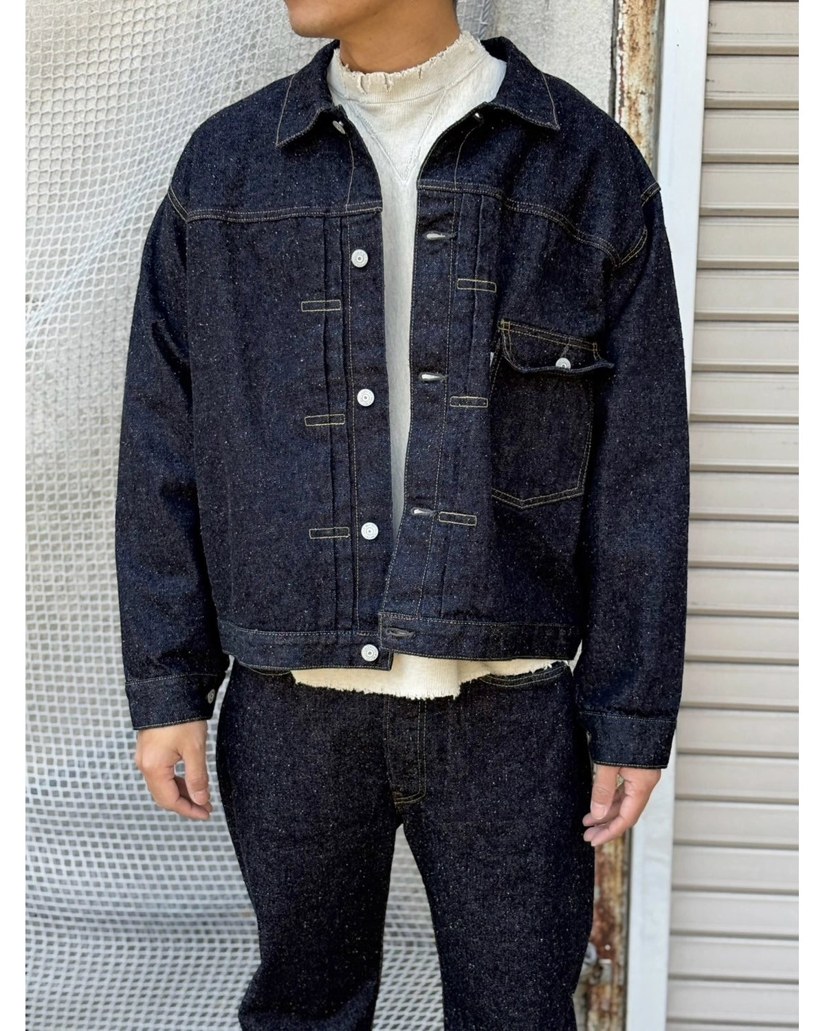 New Manual / #023 LV T-BACK DENIM JACKET BLEACH ONE-WASHED