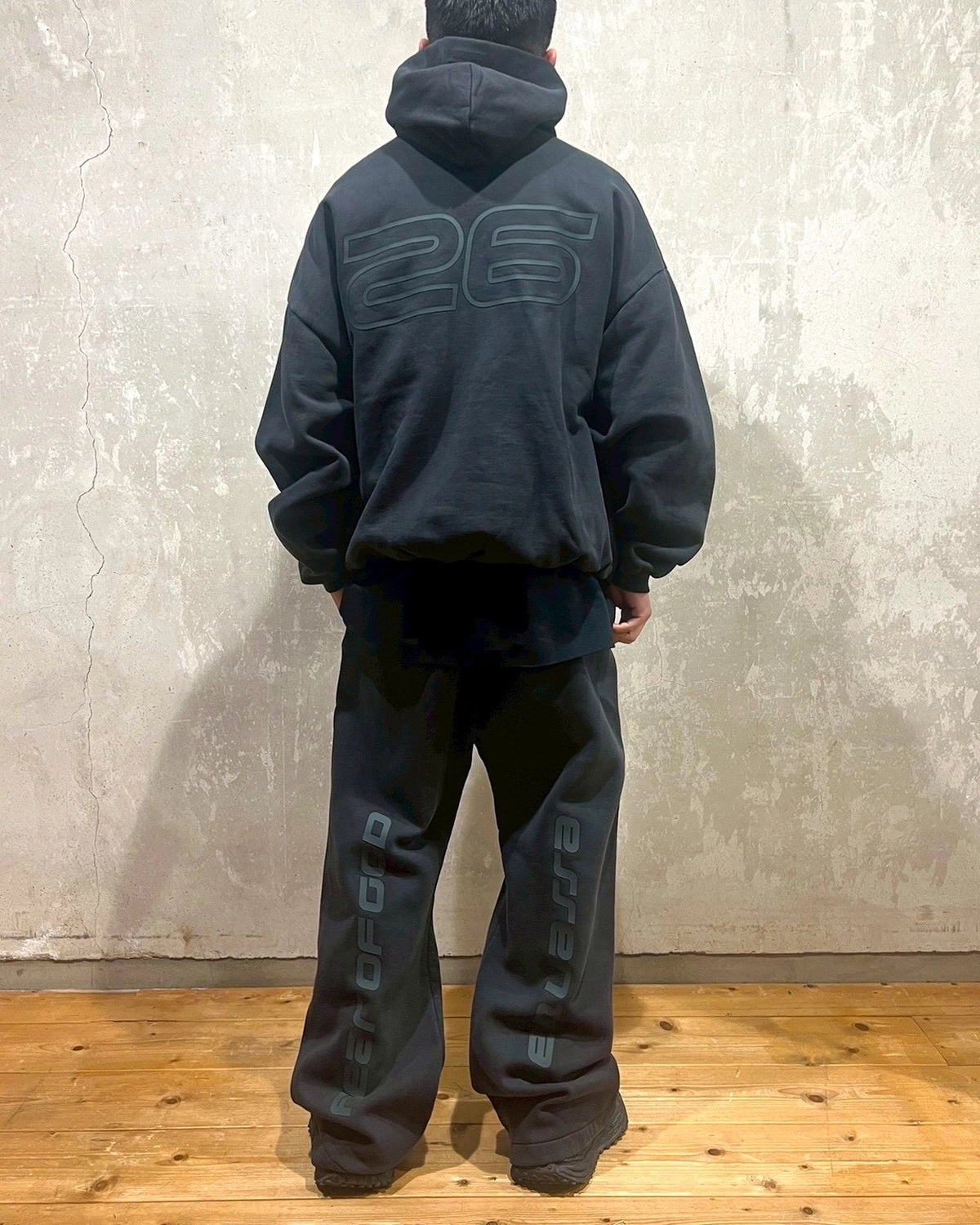 ESSENTIALS / Heavy Fleece 90s Hoodie (192HO256561F)