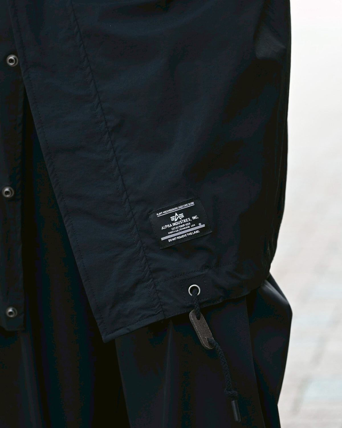 White Mountaineering / WM × ALPHA INDUSTRIES HOODED COAT (WM2671201)