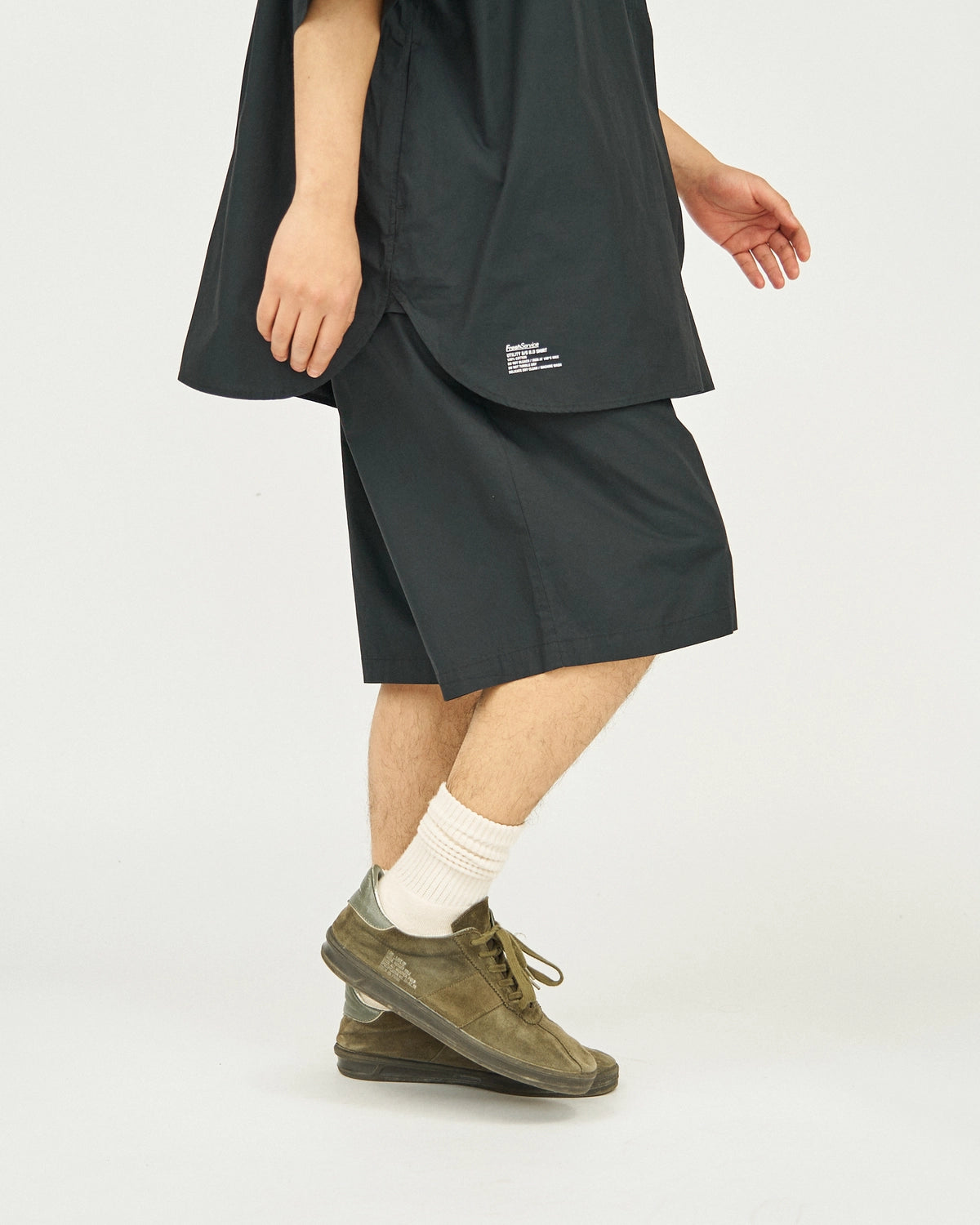 FreshService / UTILITY OVER SHORTS (FSC252-40017B)