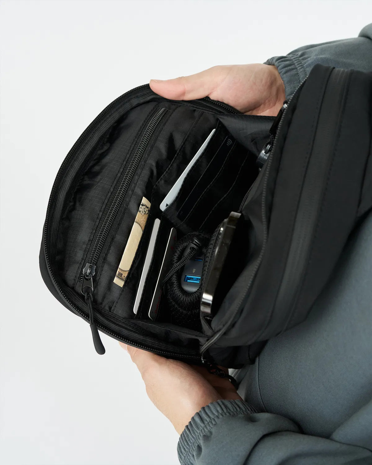 FreshService / UTILITY SLING BAG (FSP253-90069)