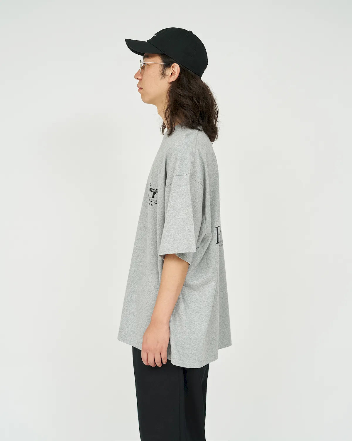 FreshService / CORPORATE PRINTED S/S TEE "BRIEFING" (FSC253-70014)