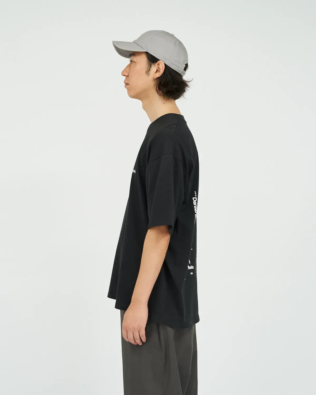 FreshService / AS × FS CORPORATE S/S TEE "BOOK STACK" (FSC253-70152AS)