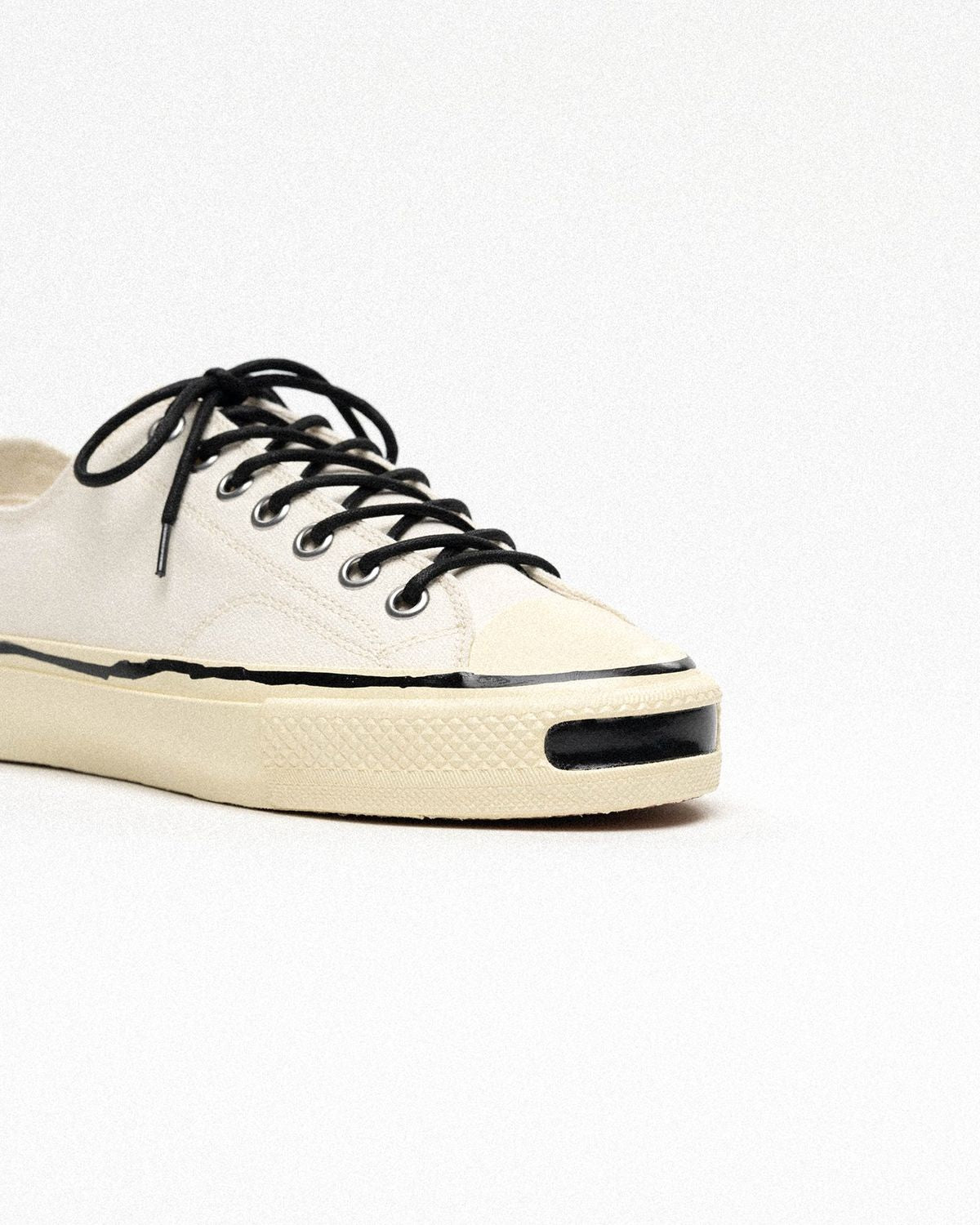 KAMIYA / "Joey" Vulcanize Aged Sole Sneaker (G16FW702)