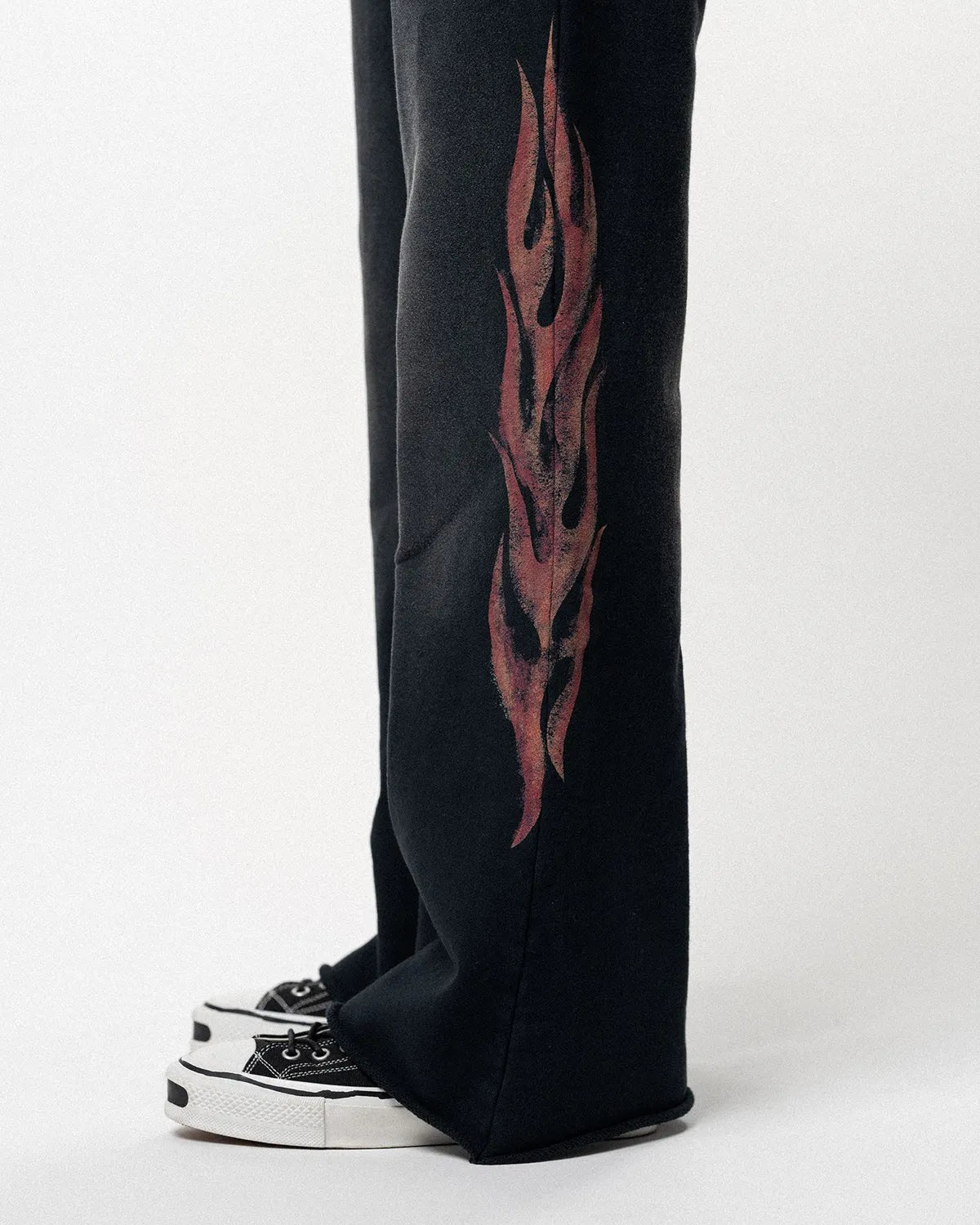 KAMIYA / "CRAYON FLAME" Distressed Bootcut Sweat Pants (G16PT069)