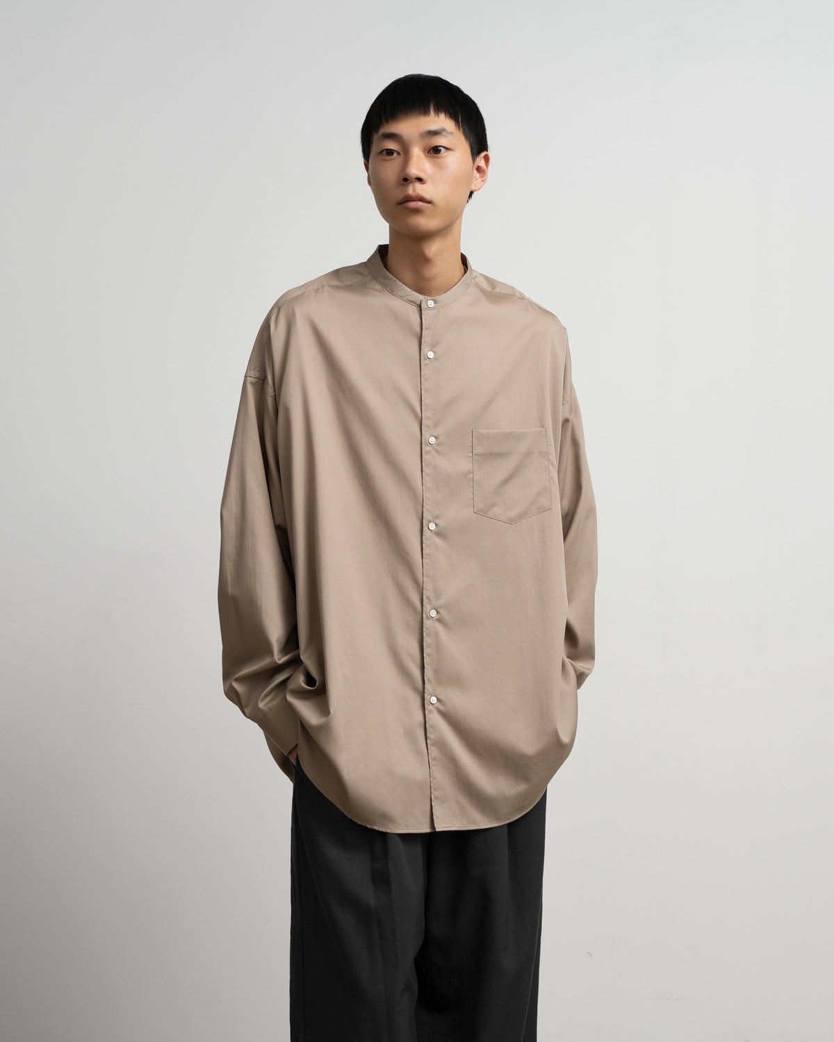 Graphpaper / Silicon Poplin Oversized Band Collar Shirt (GM261-50181)