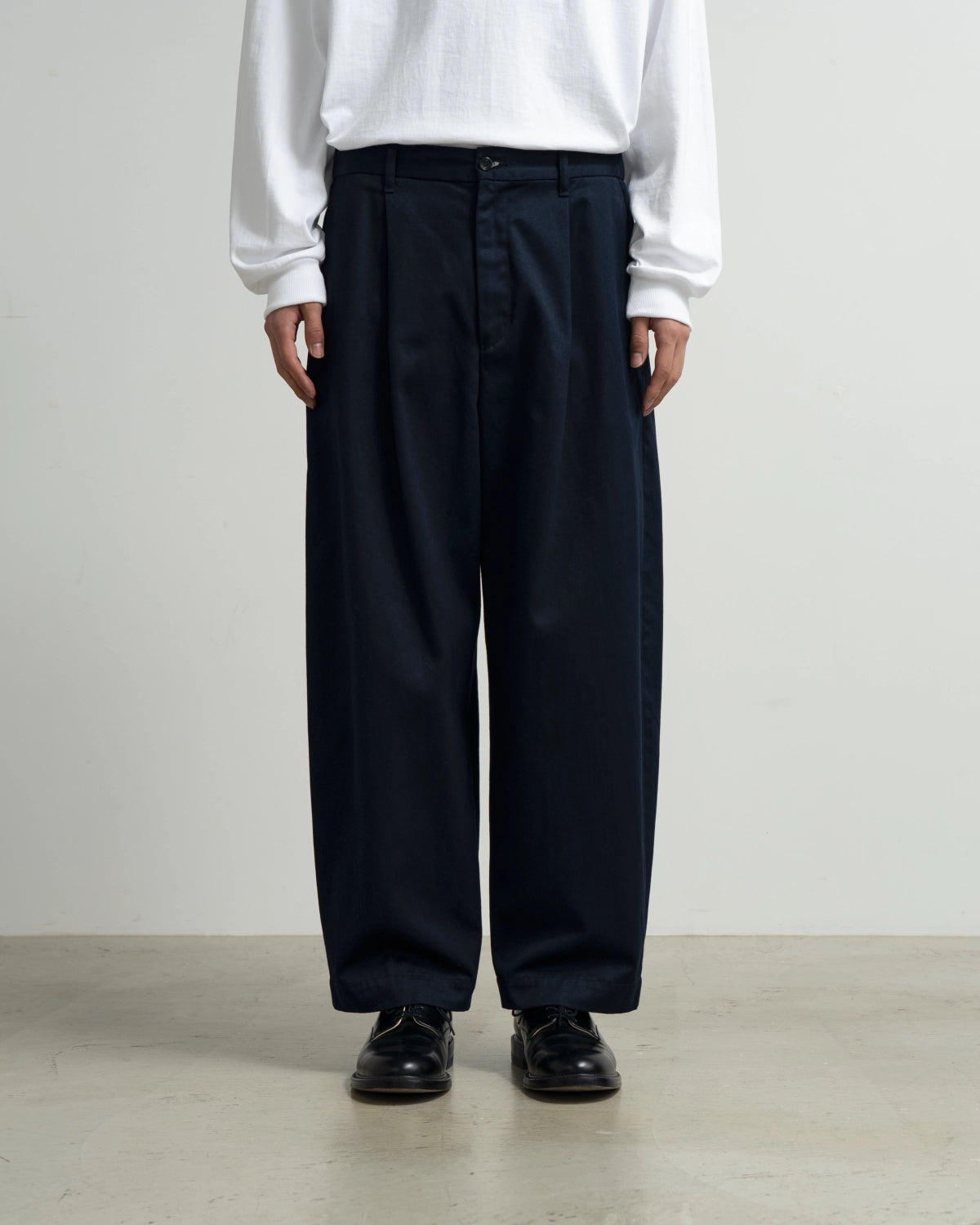 Graphpaper / Westpoint Chino Wide Tapered Trousers (GM263-40166B)