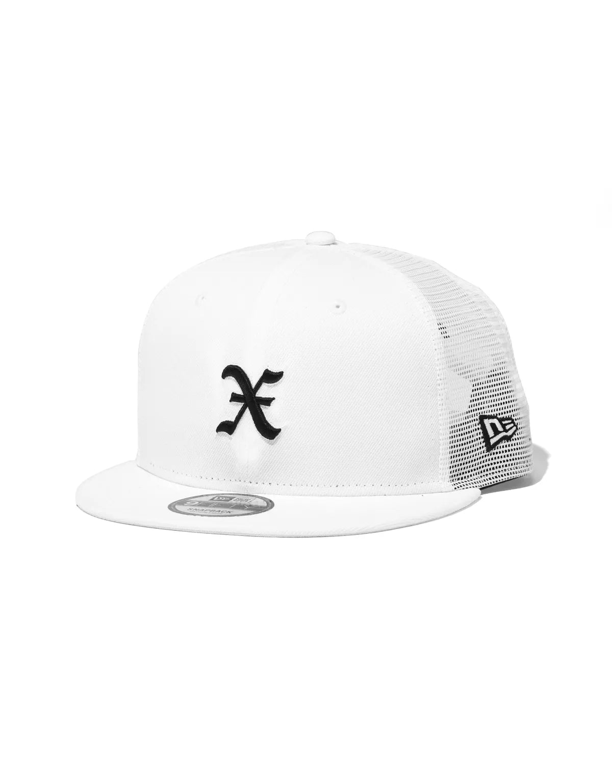 GOD SELECTION XXX × NEW ERA の
9FIFTY トラッカー (GX-S25-HT-02)