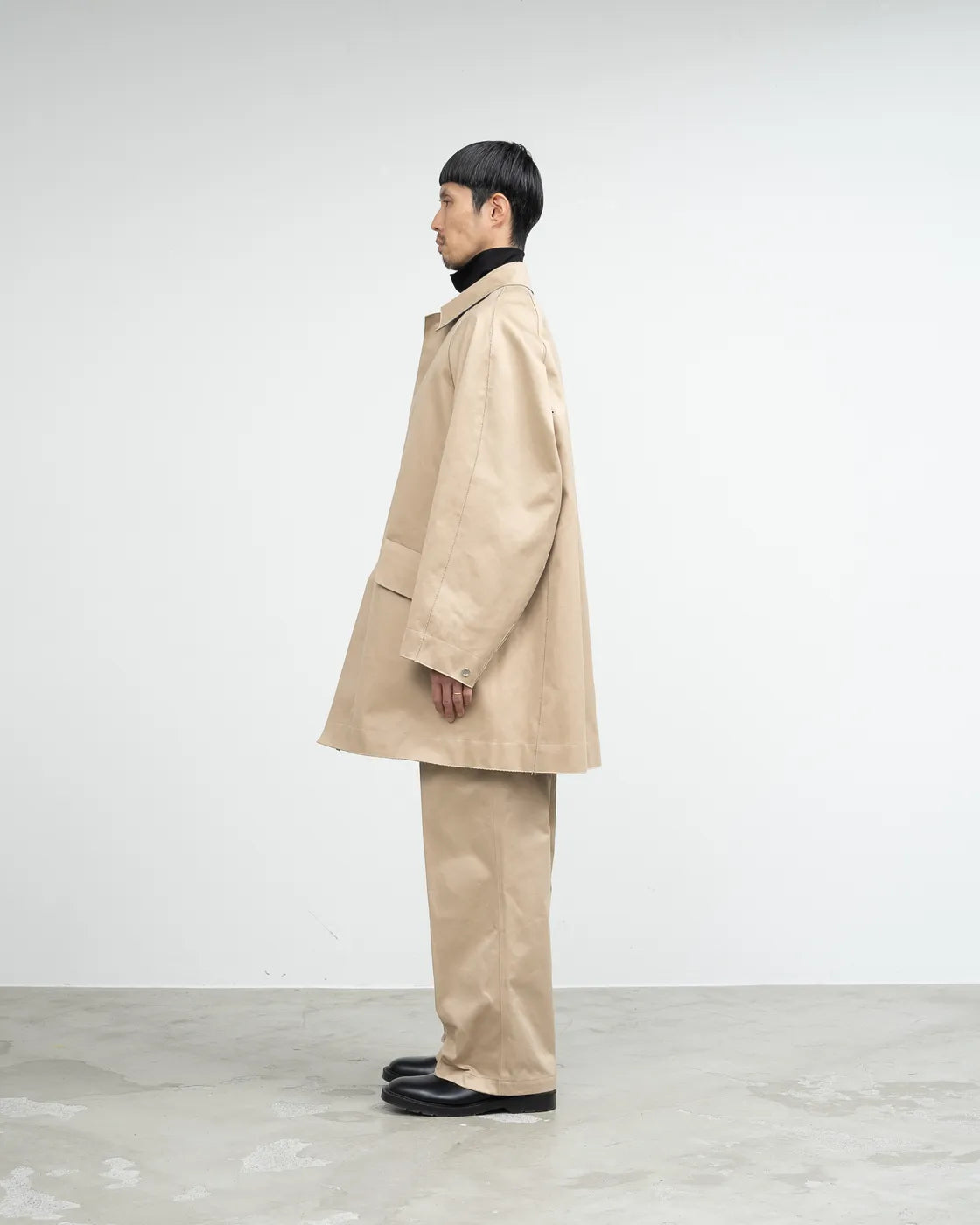 Graphpaper / YOKE for Graphpaper Reversible Cut-Off Half Coat